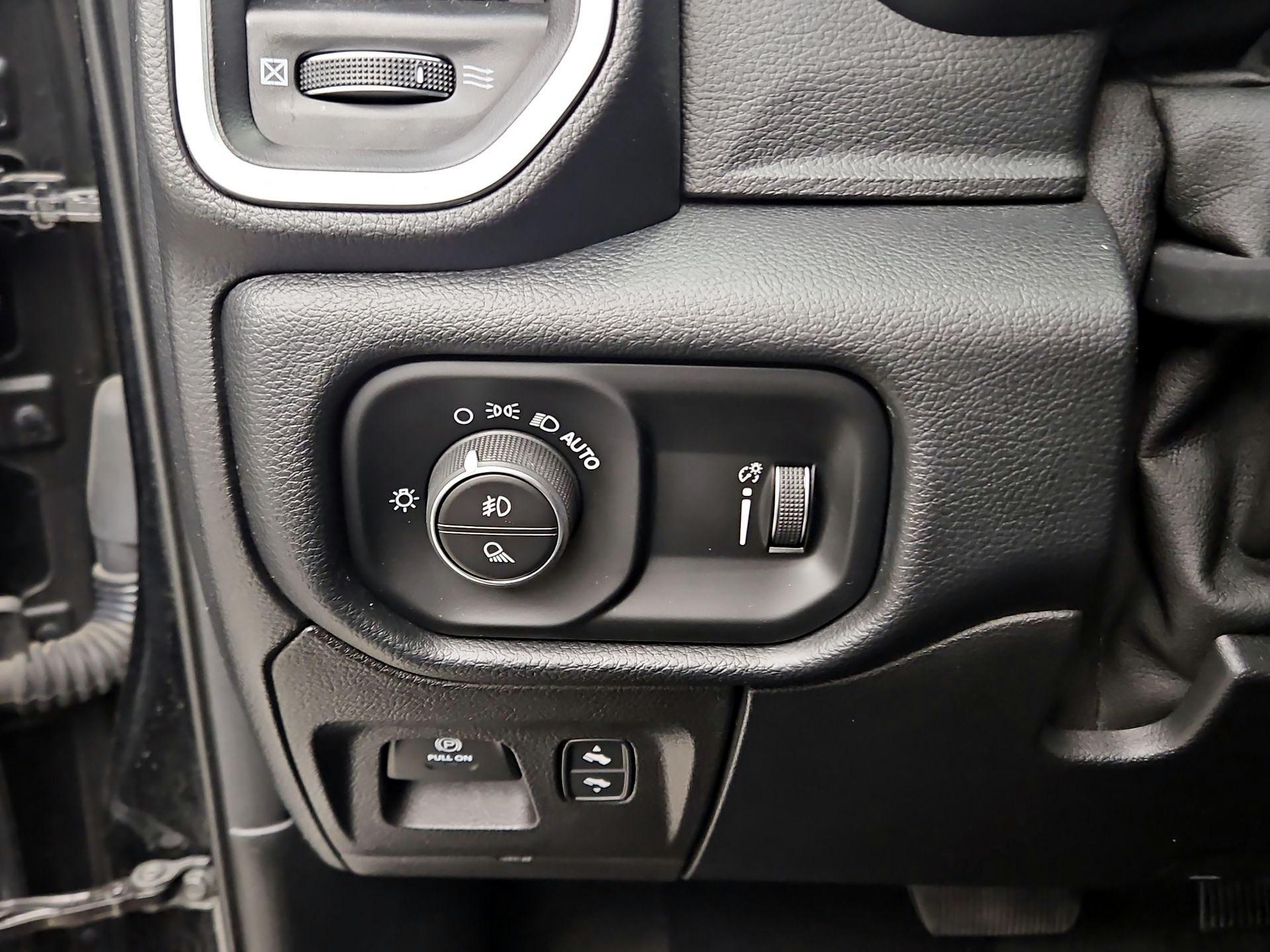 Thumbnail: 2020 RAM 1500 - 13