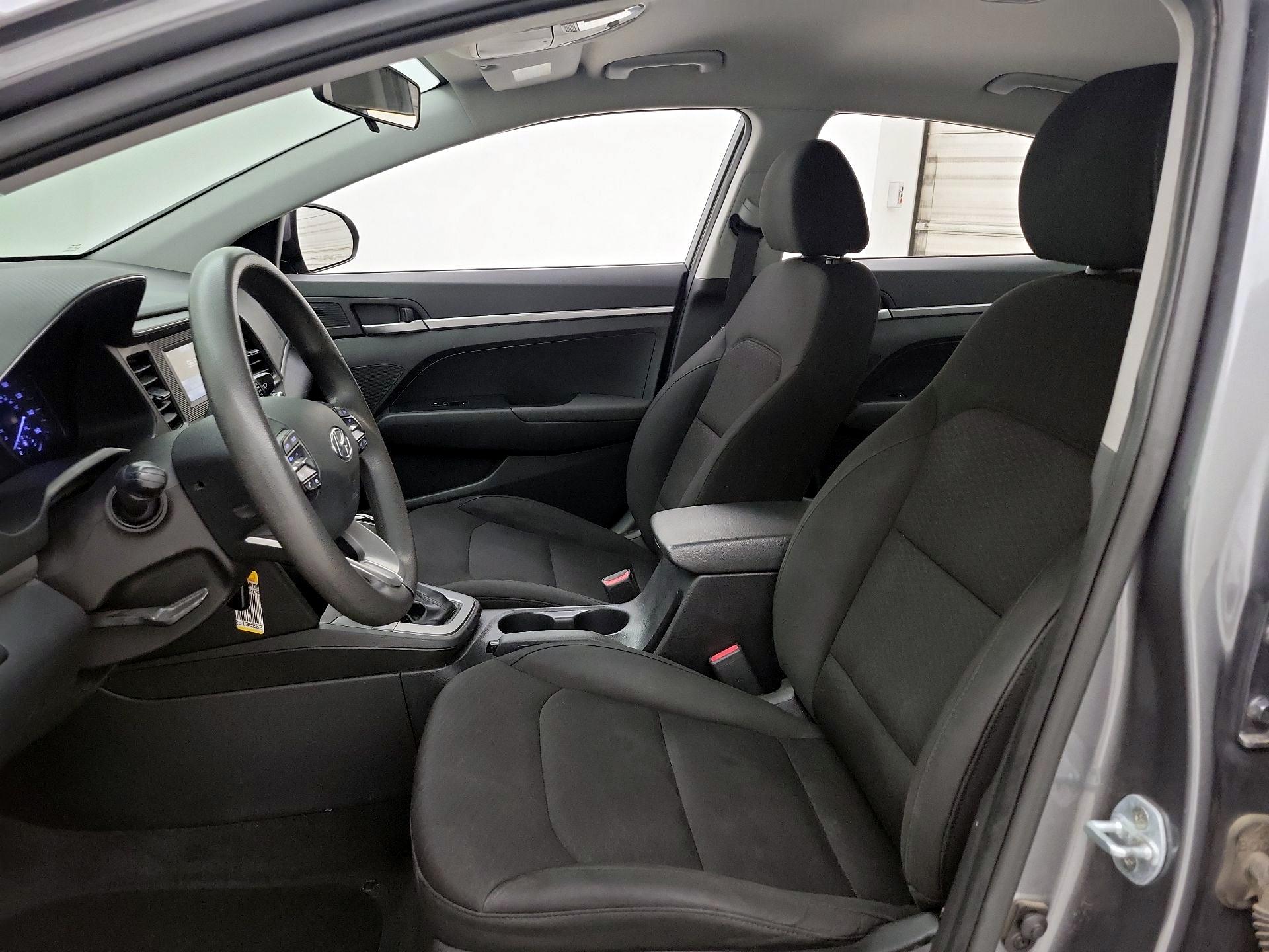 Thumbnail: 2019 Hyundai Elantra - 11