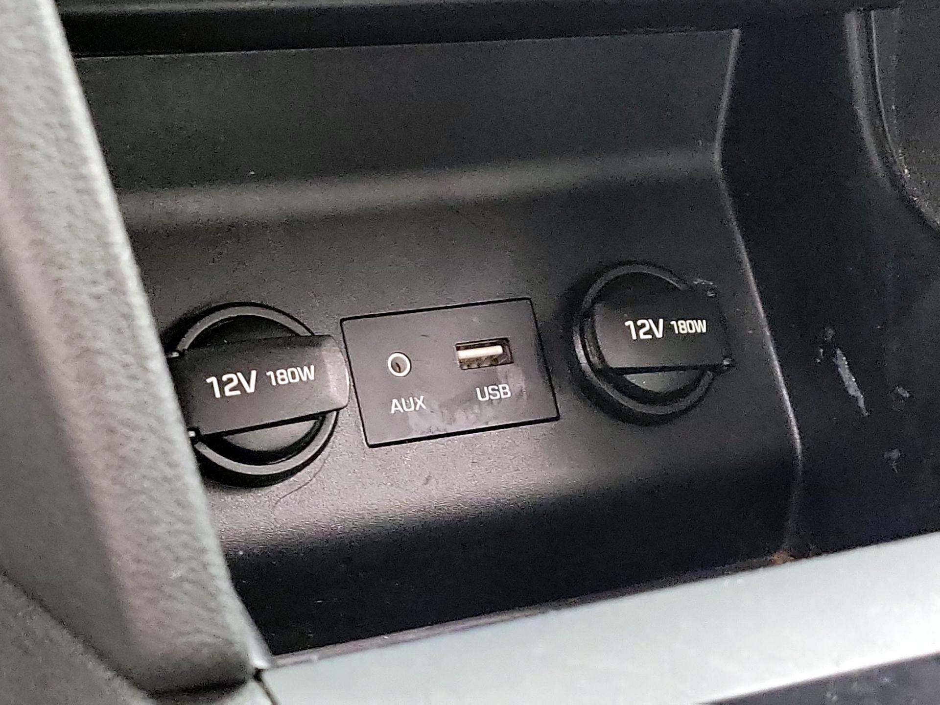 Thumbnail: 2019 Hyundai Elantra - 18