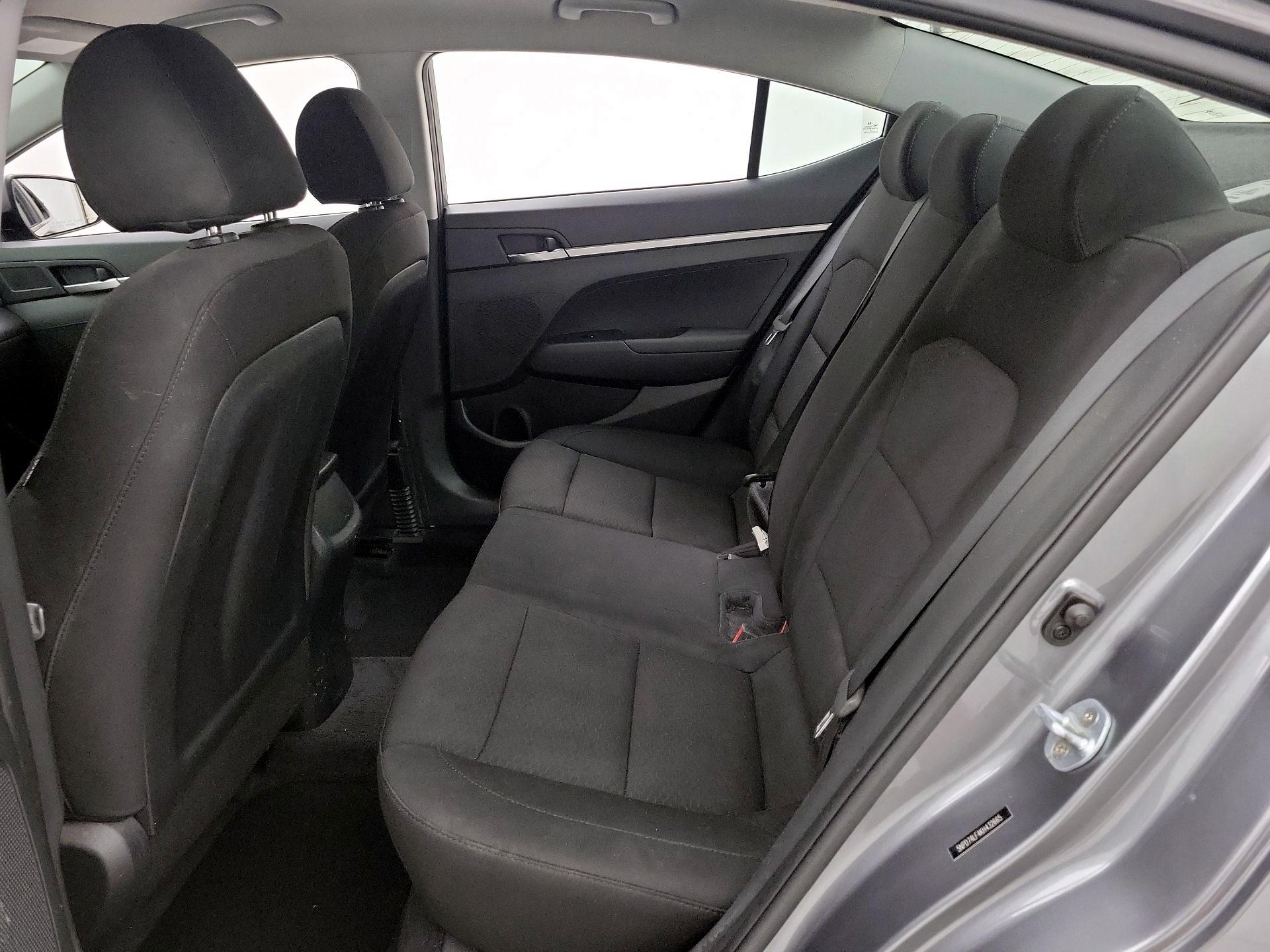 Thumbnail: 2019 Hyundai Elantra - 19