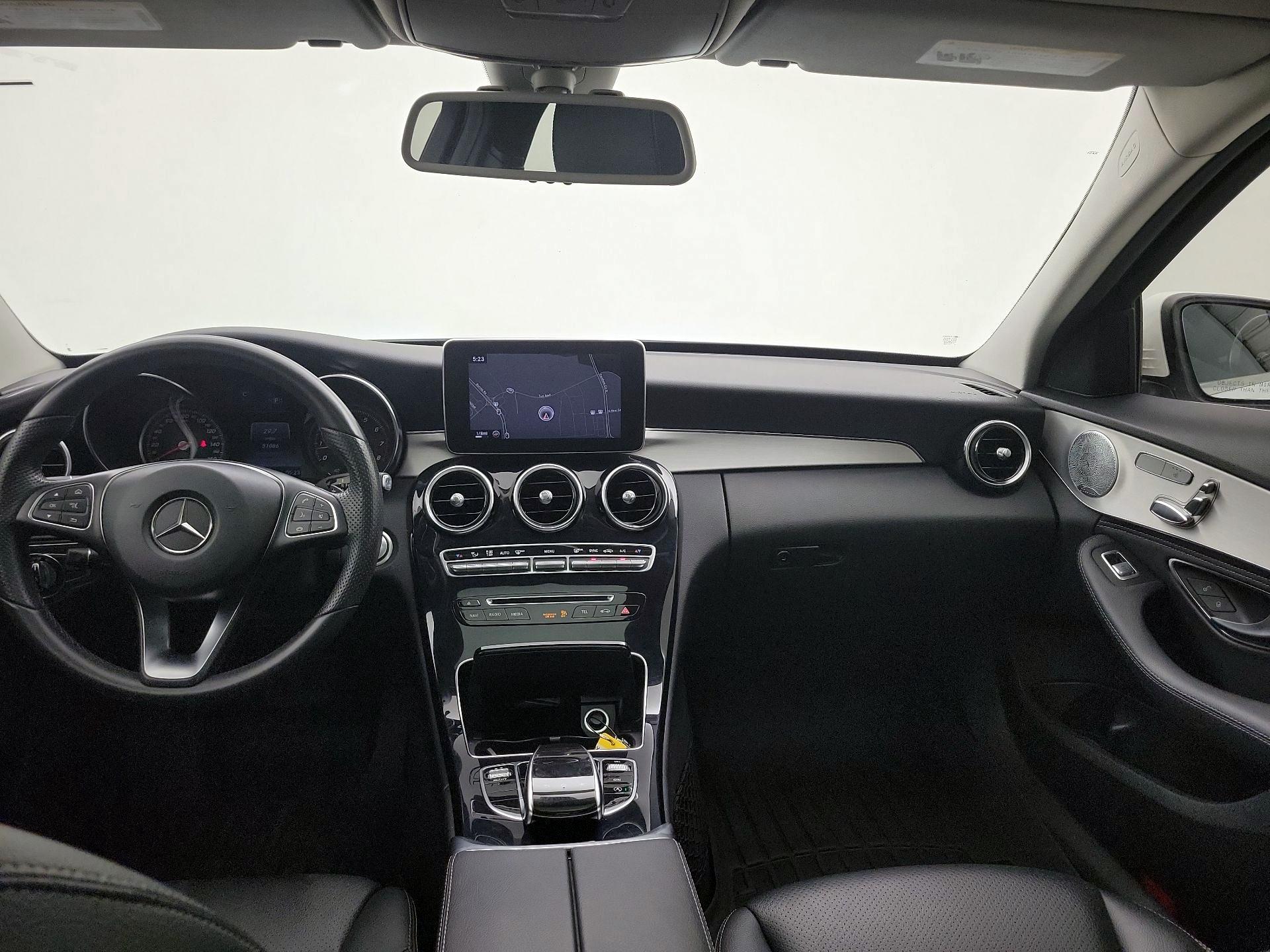Thumbnail: 2015 Mercedes-Benz C-Class - 9