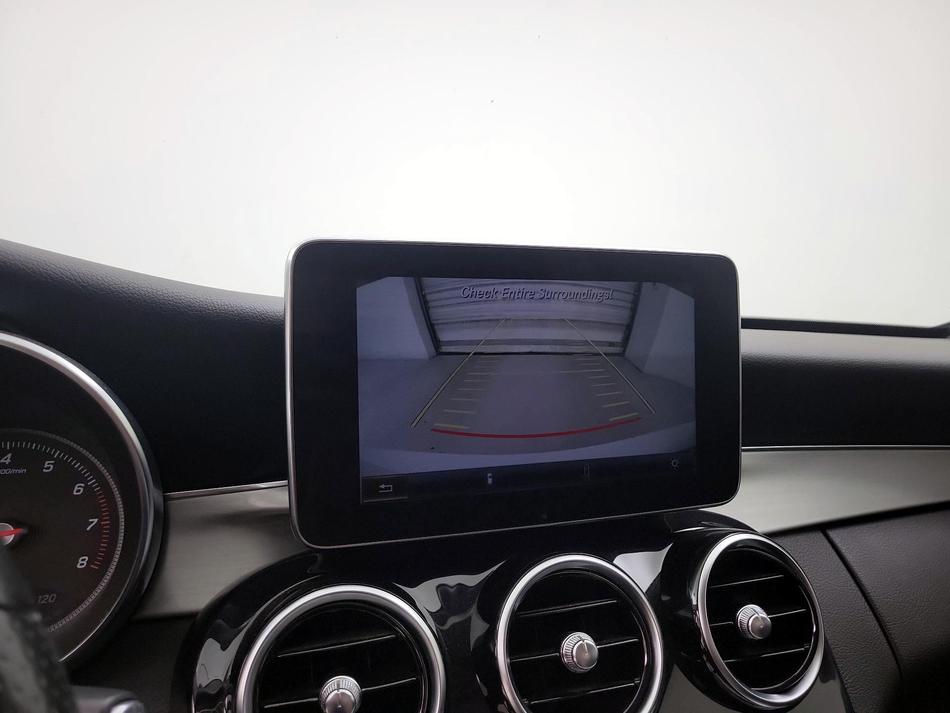Thumbnail: 2015 Mercedes-Benz C-Class - 15