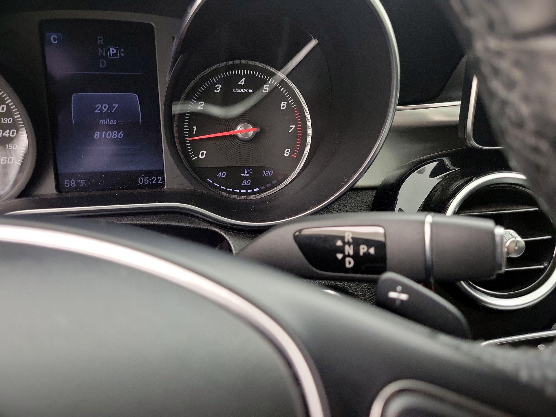 Thumbnail: 2015 Mercedes-Benz C-Class - 18