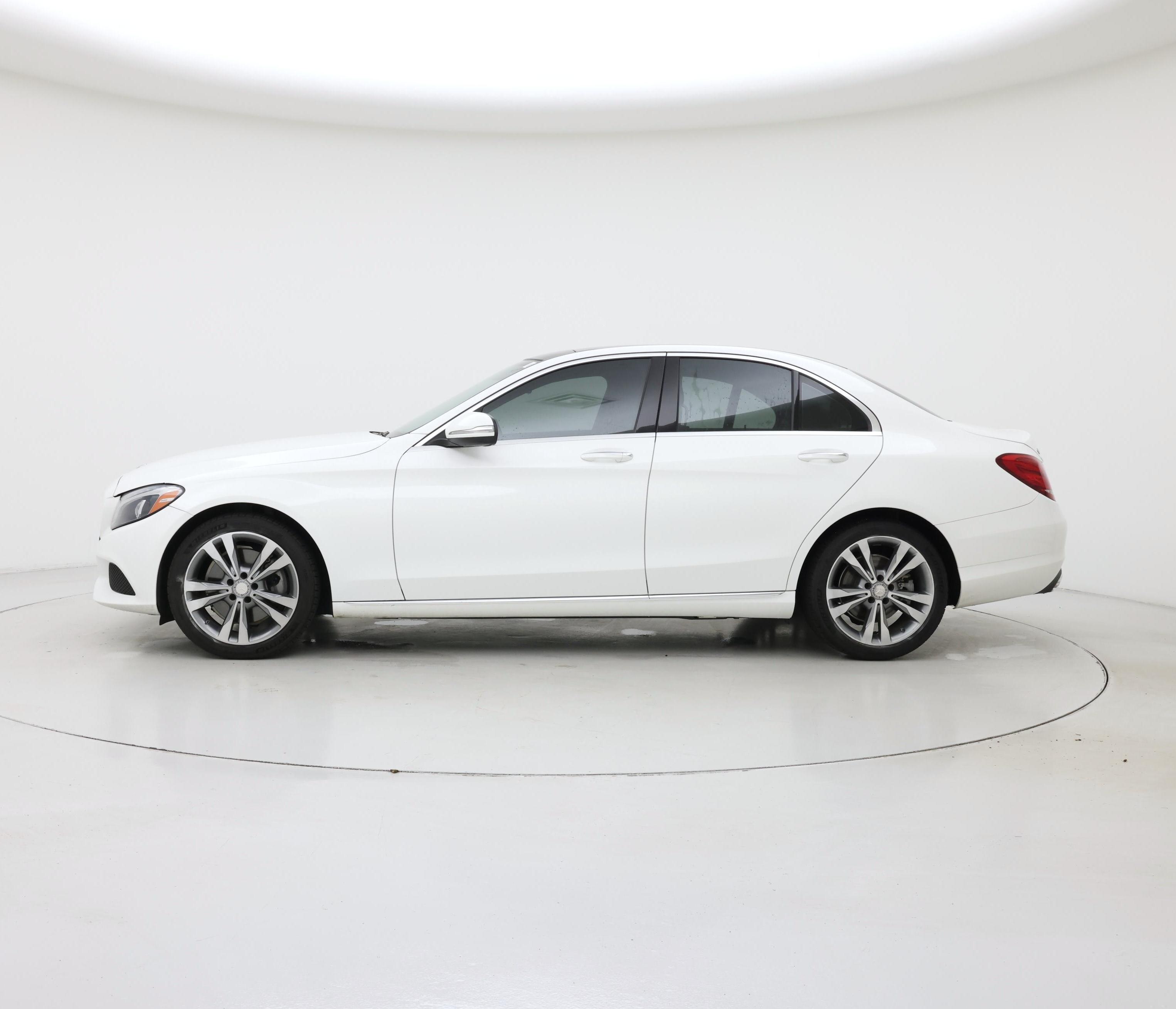 Thumbnail: 2015 Mercedes-Benz C-Class - 3
