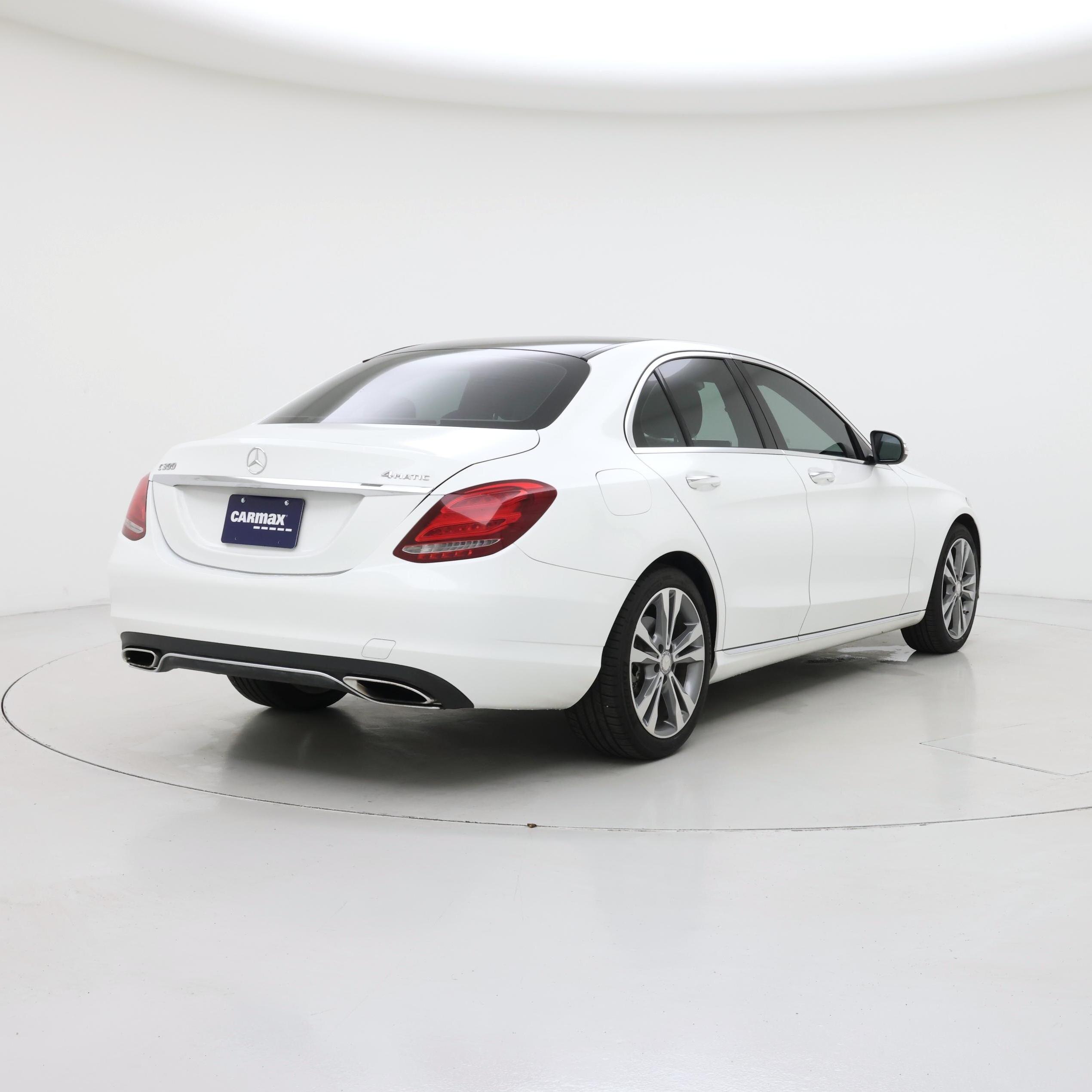 Thumbnail: 2015 Mercedes-Benz C-Class - 8
