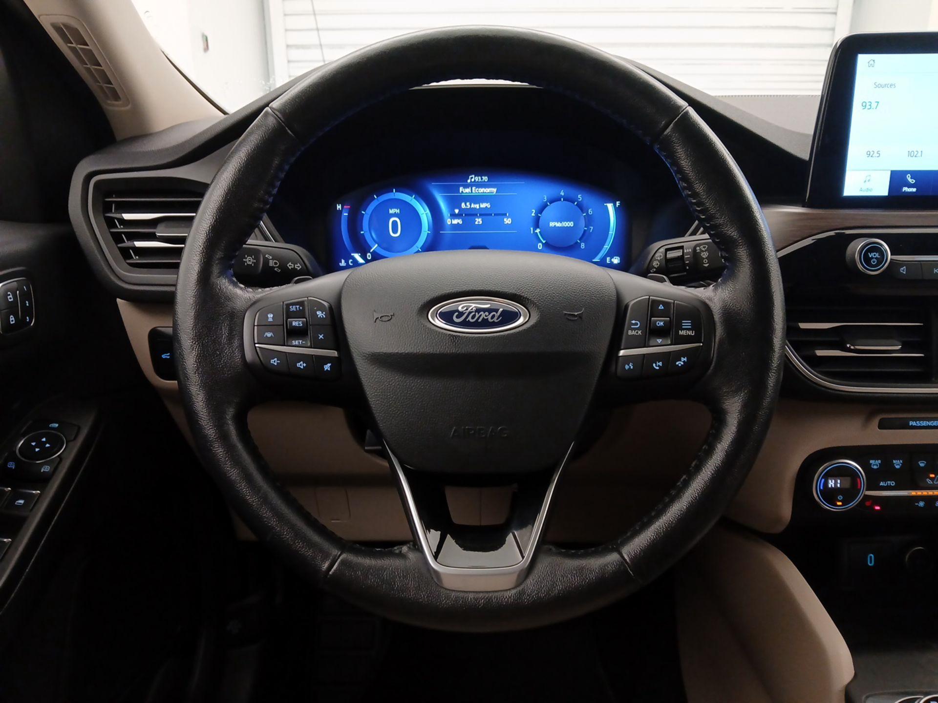 Thumbnail: 2020 Ford Escape - 10