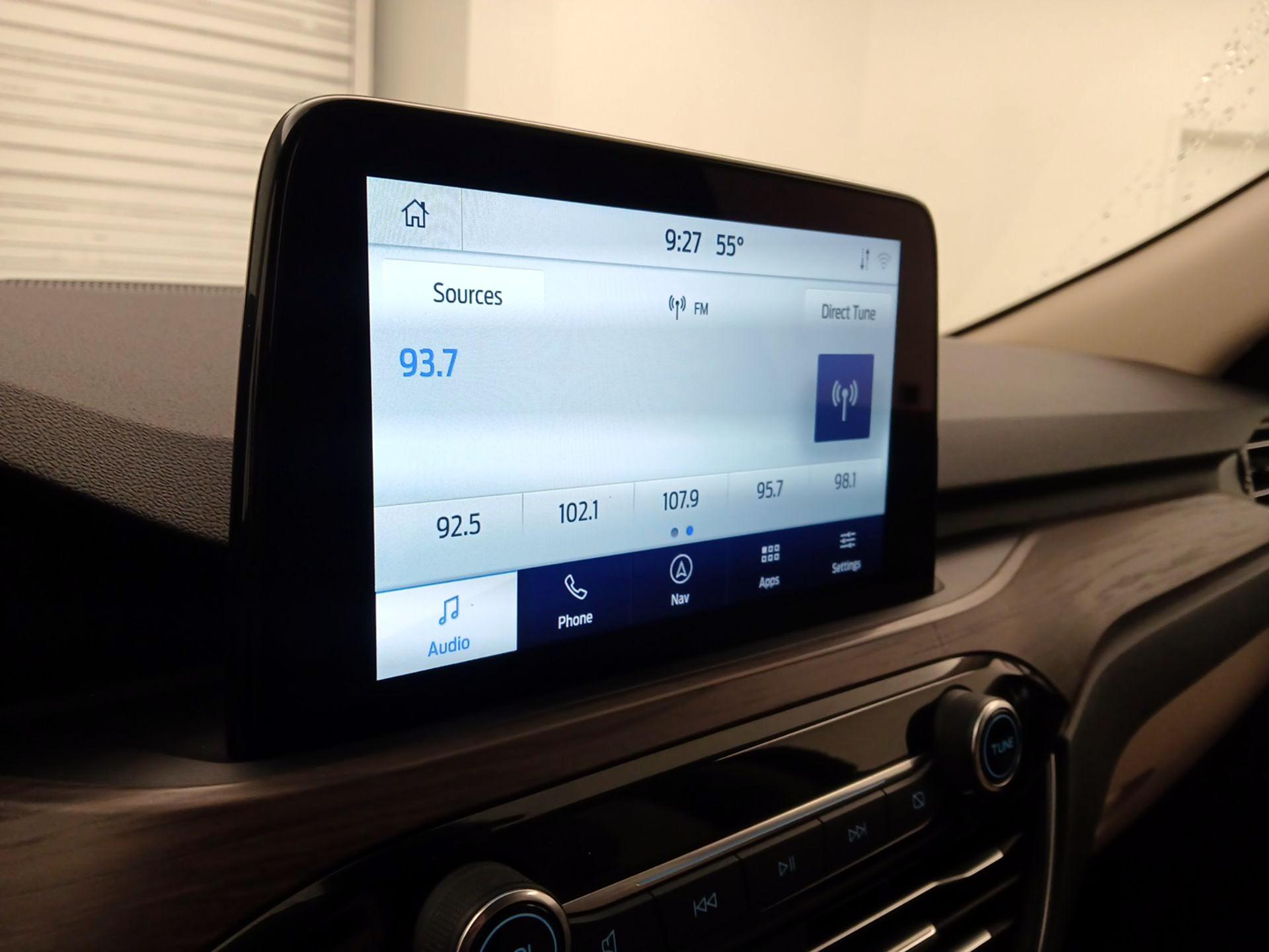 Thumbnail: 2020 Ford Escape - 16