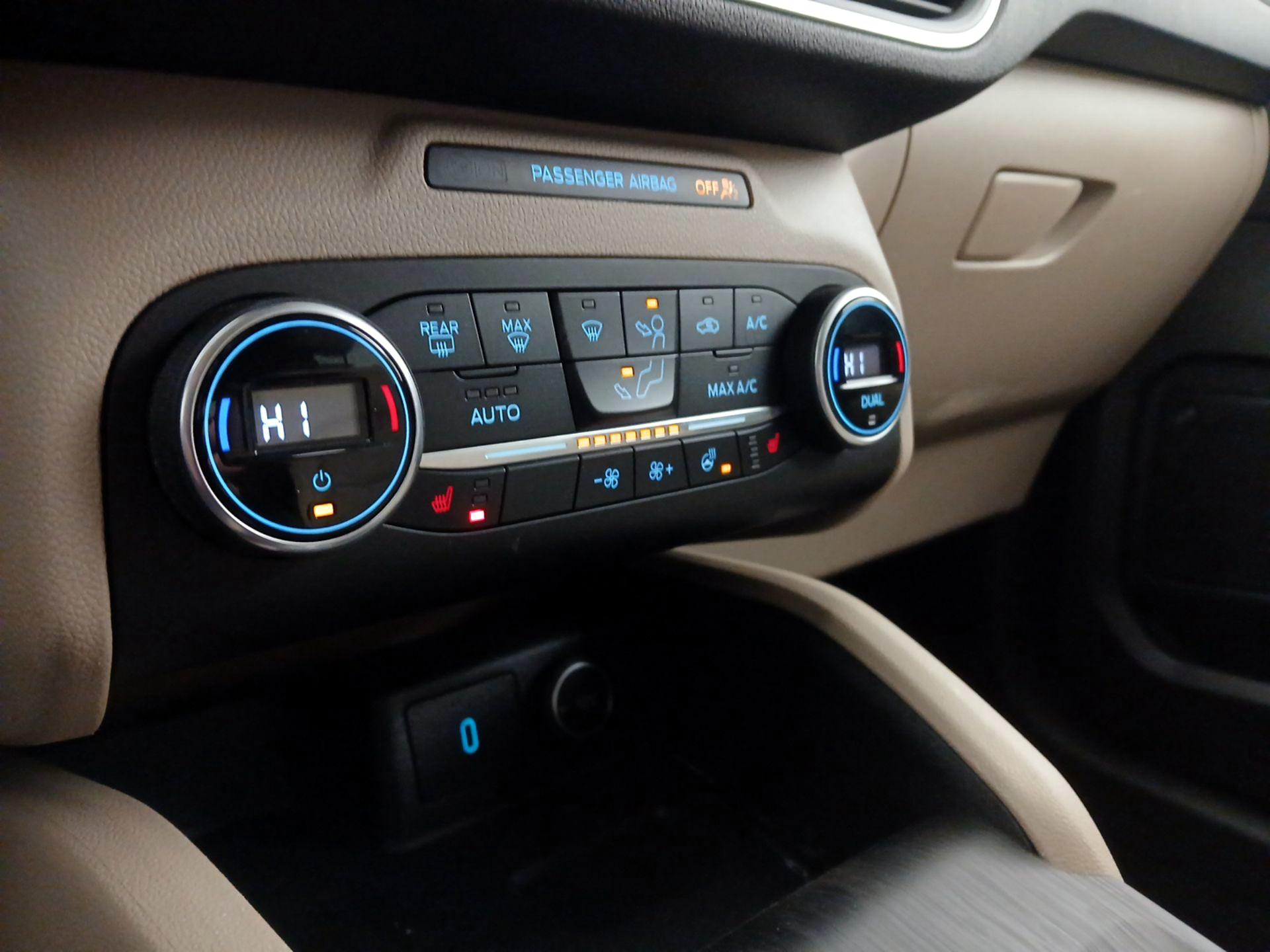 Thumbnail: 2020 Ford Escape - 17