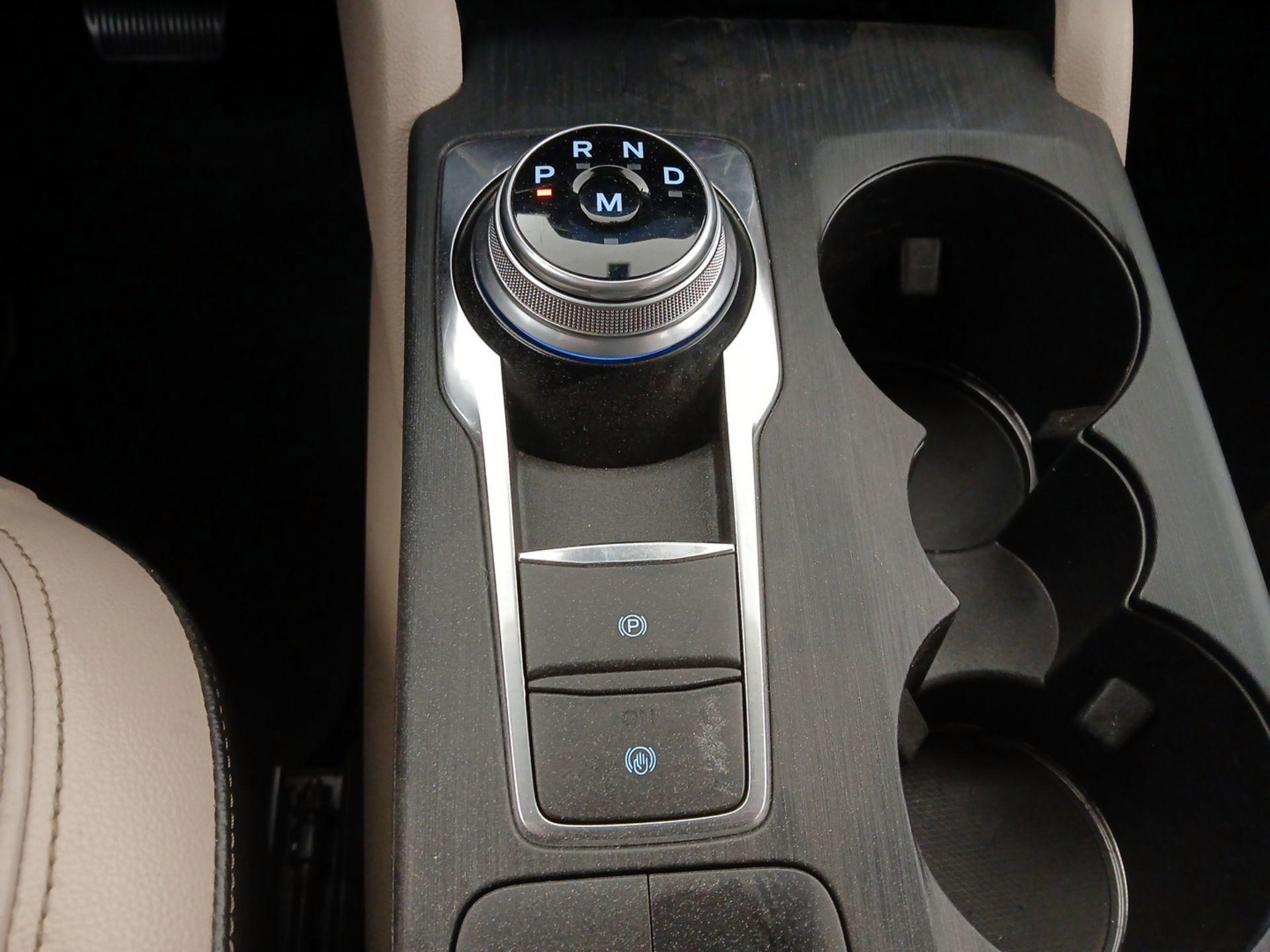 Thumbnail: 2020 Ford Escape - 18