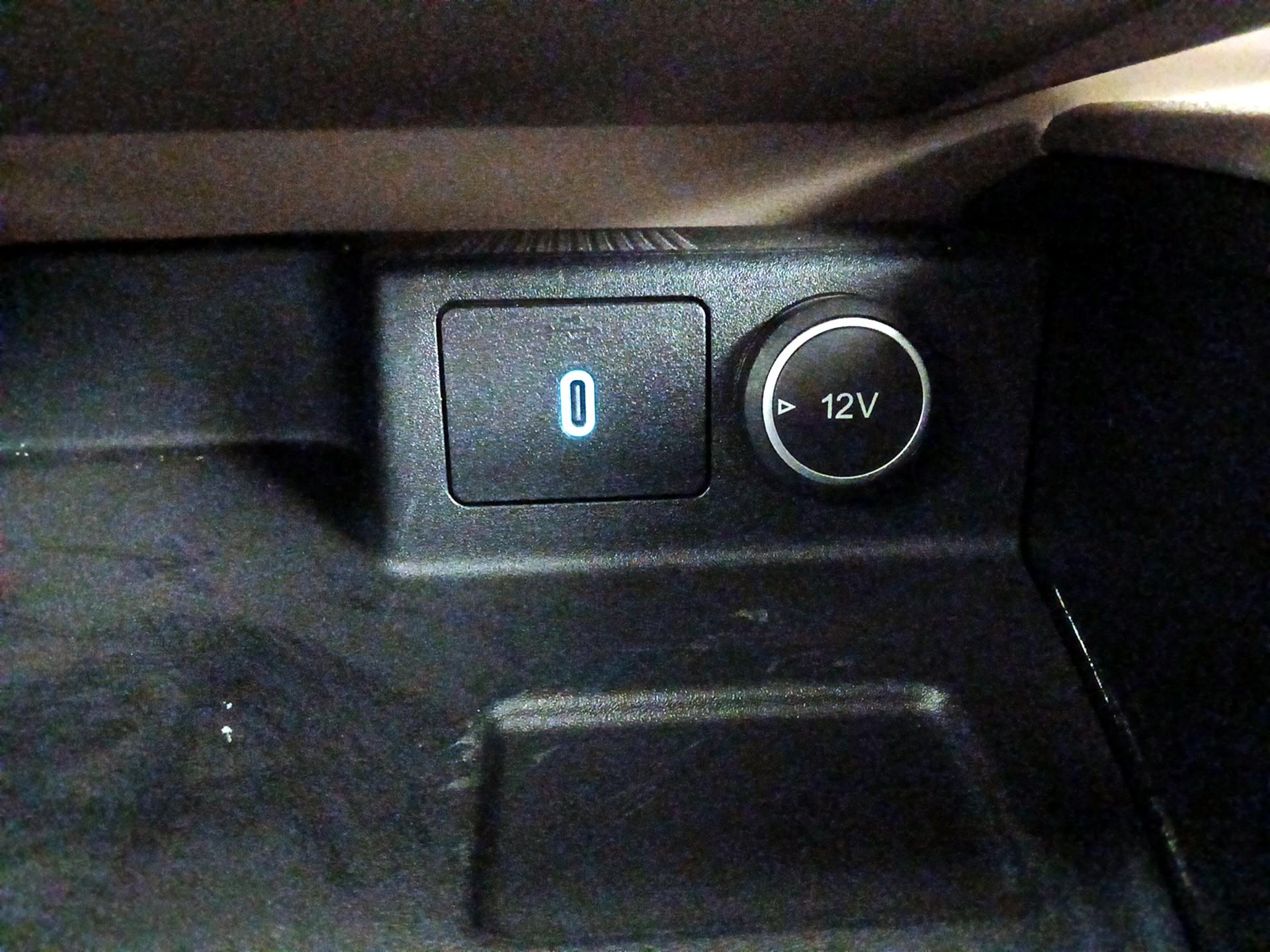 Thumbnail: 2020 Ford Escape - 19