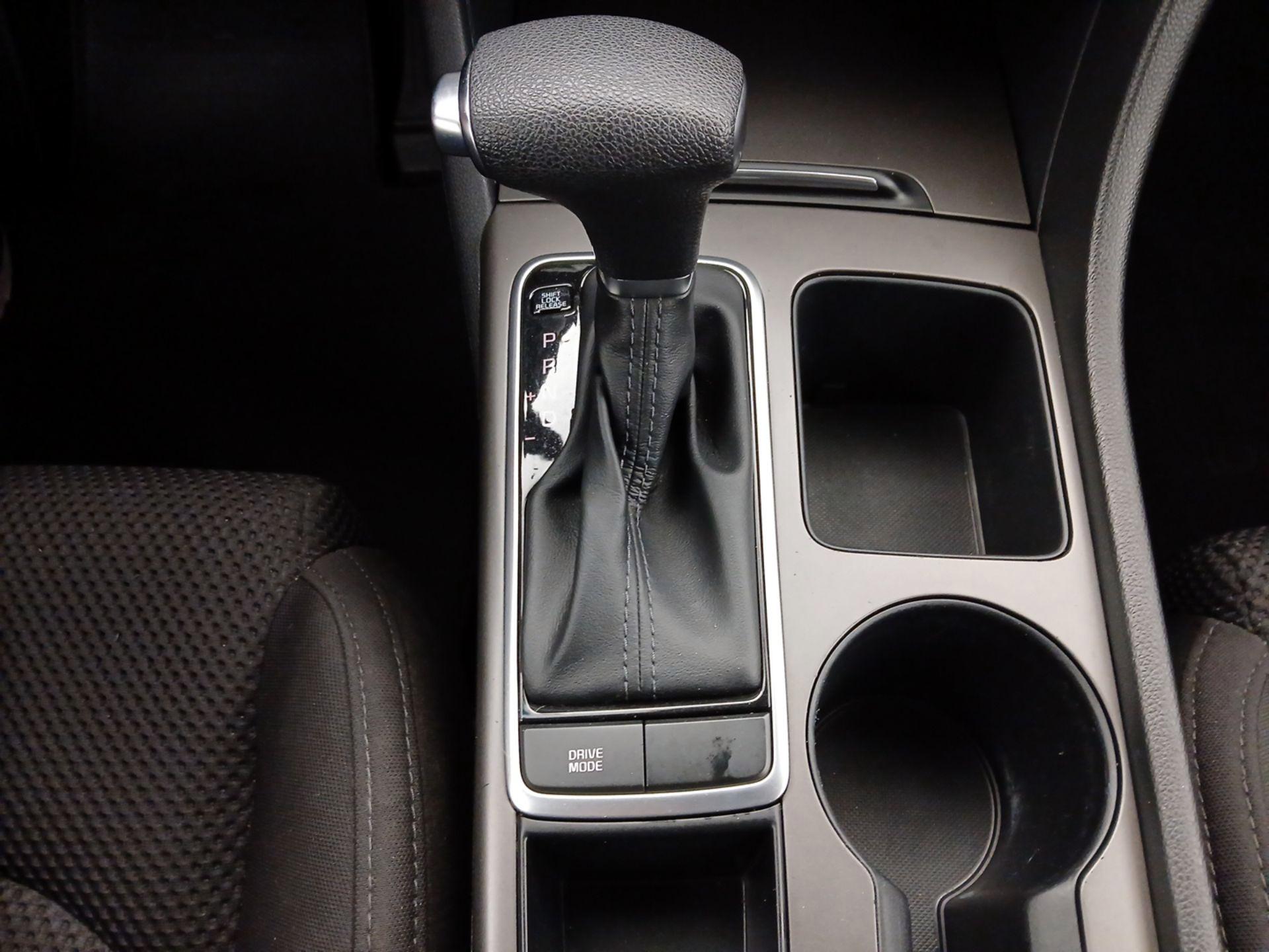 Thumbnail: 2020 Kia Optima - 17