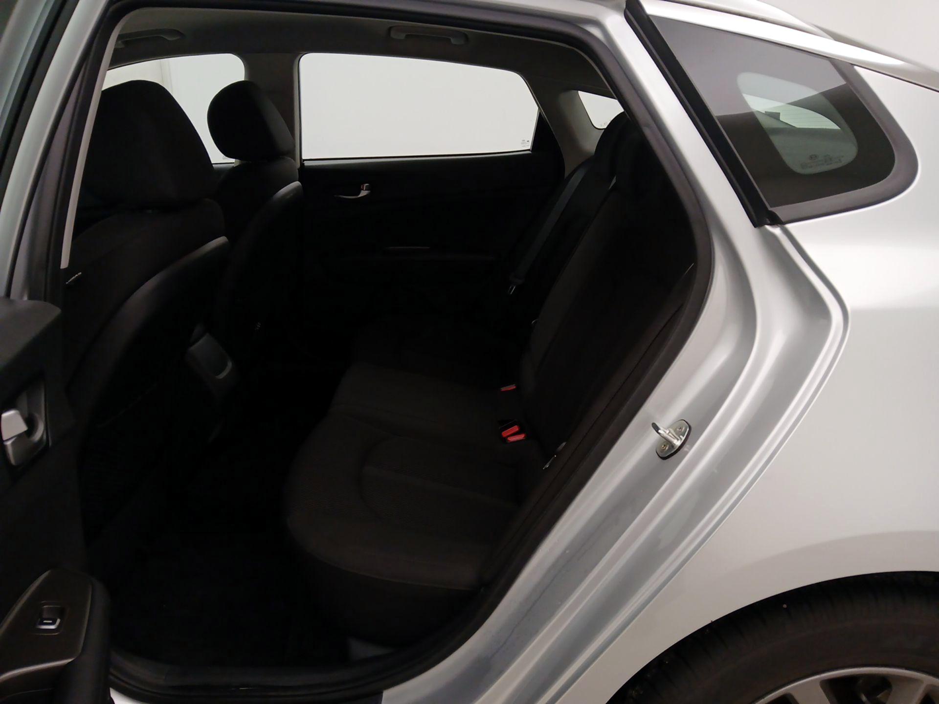 Thumbnail: 2020 Kia Optima - 19