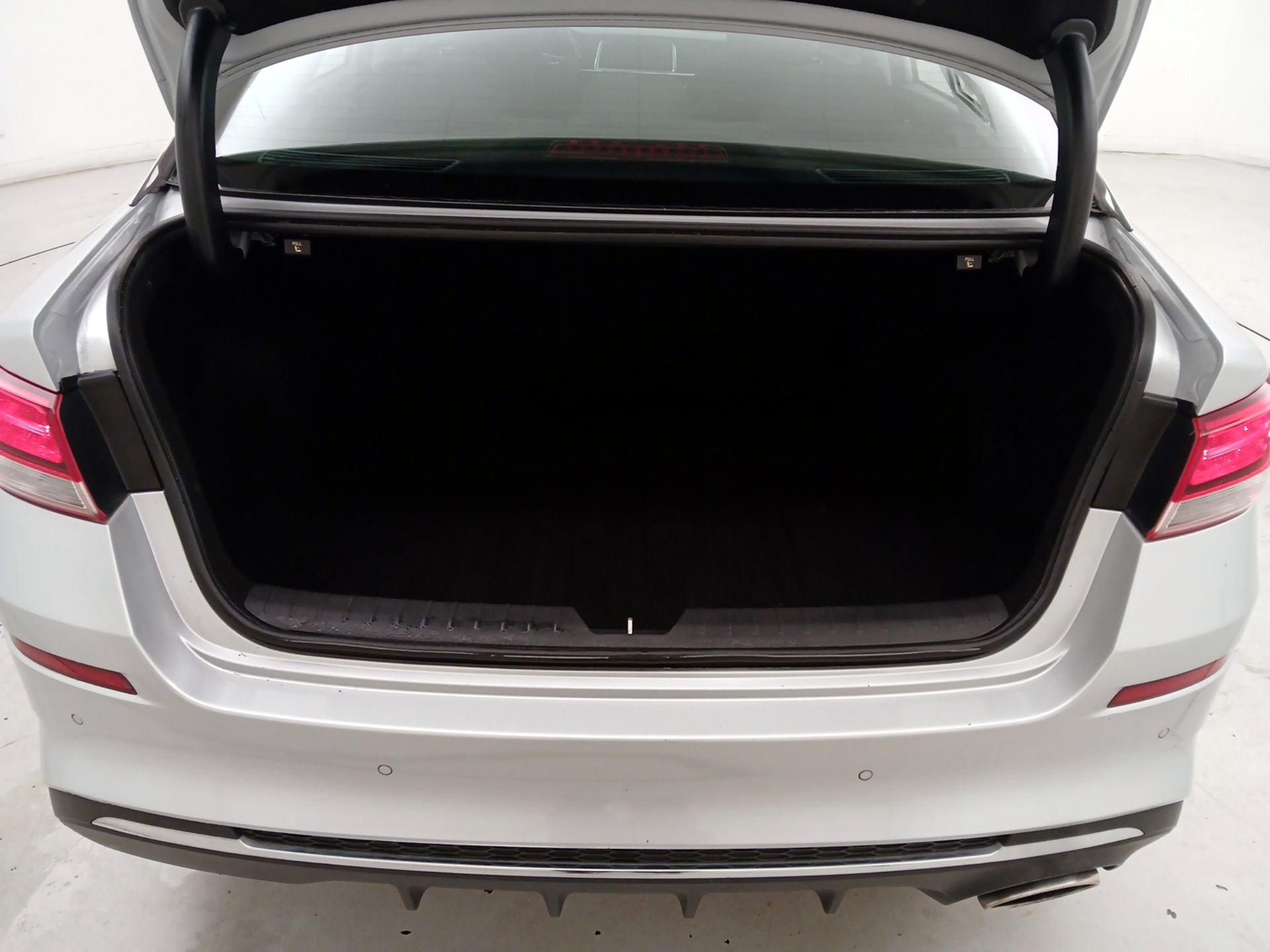 Thumbnail: 2020 Kia Optima - 20