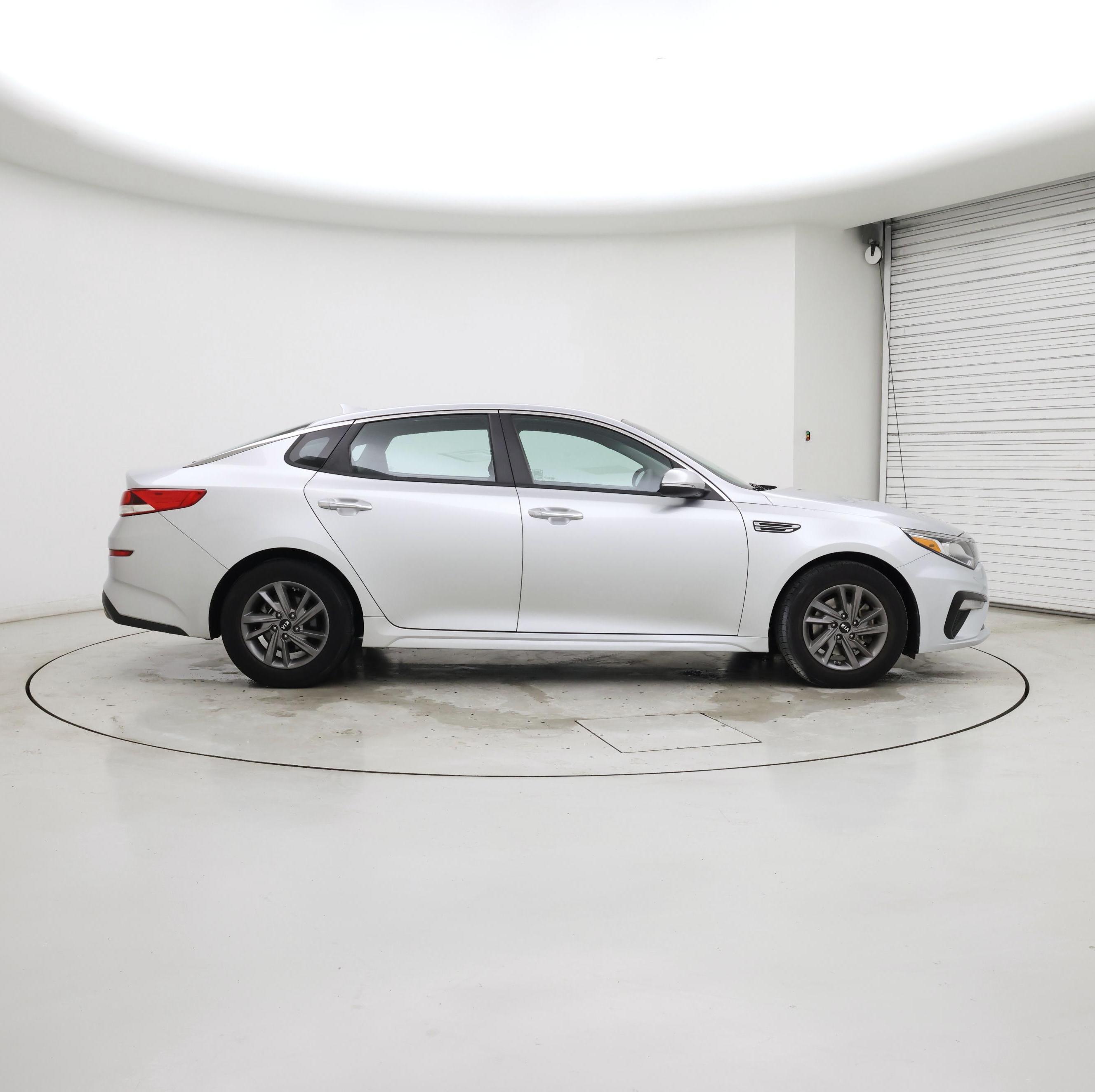 Thumbnail: 2020 Kia Optima - 7