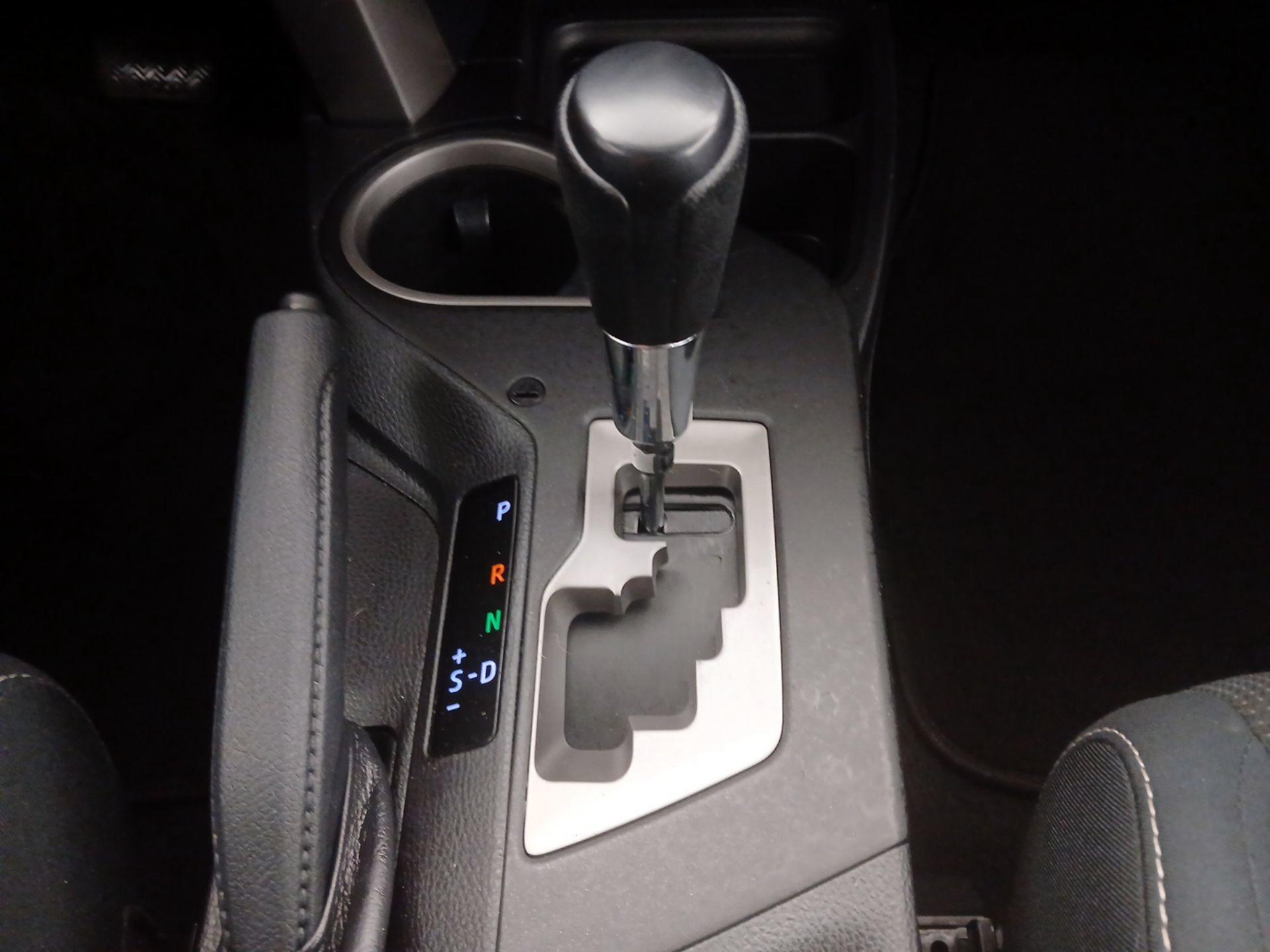 Thumbnail: 2016 Toyota RAV4 - 17