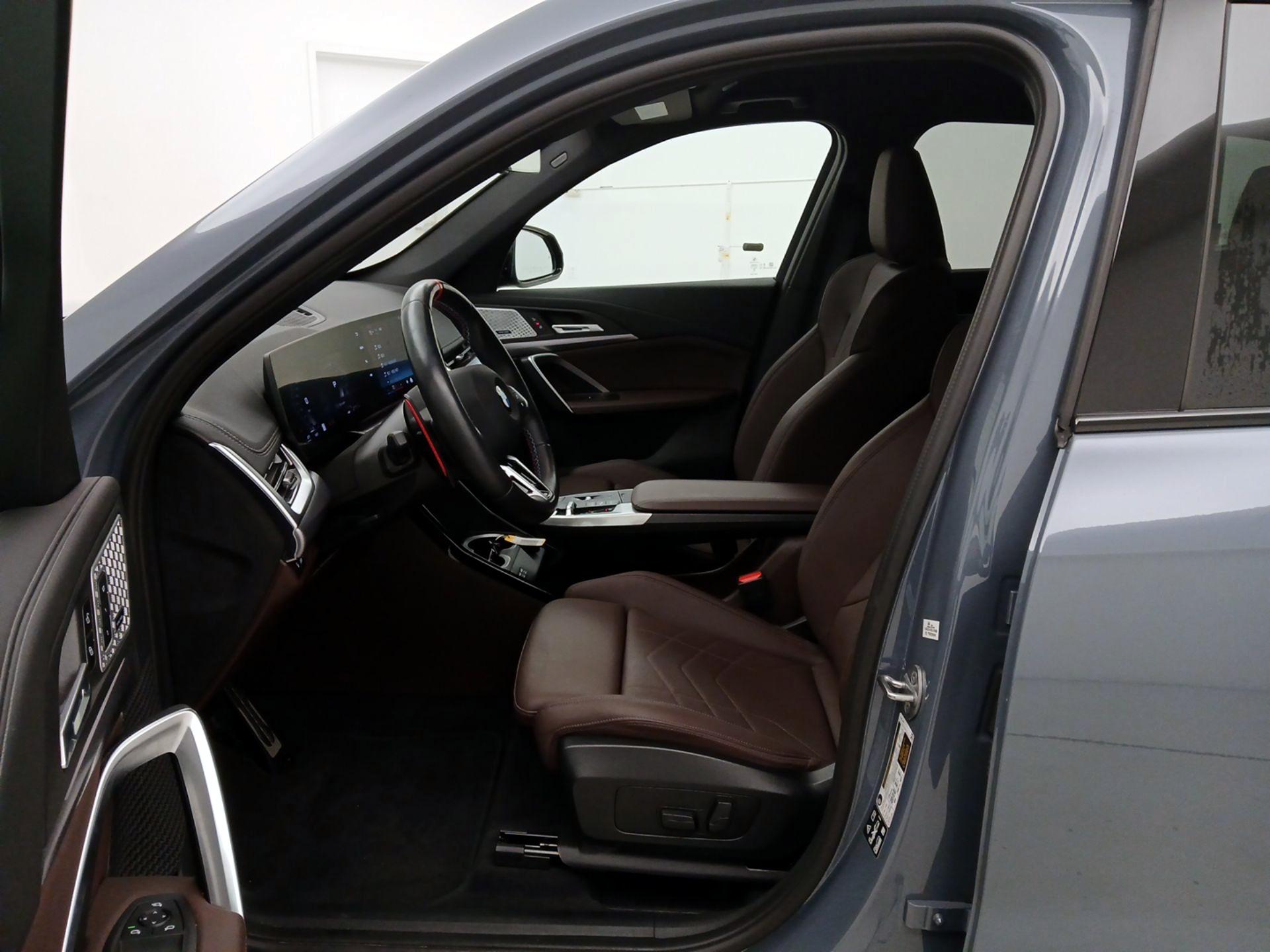 Thumbnail: 2024 BMW X1 - 11