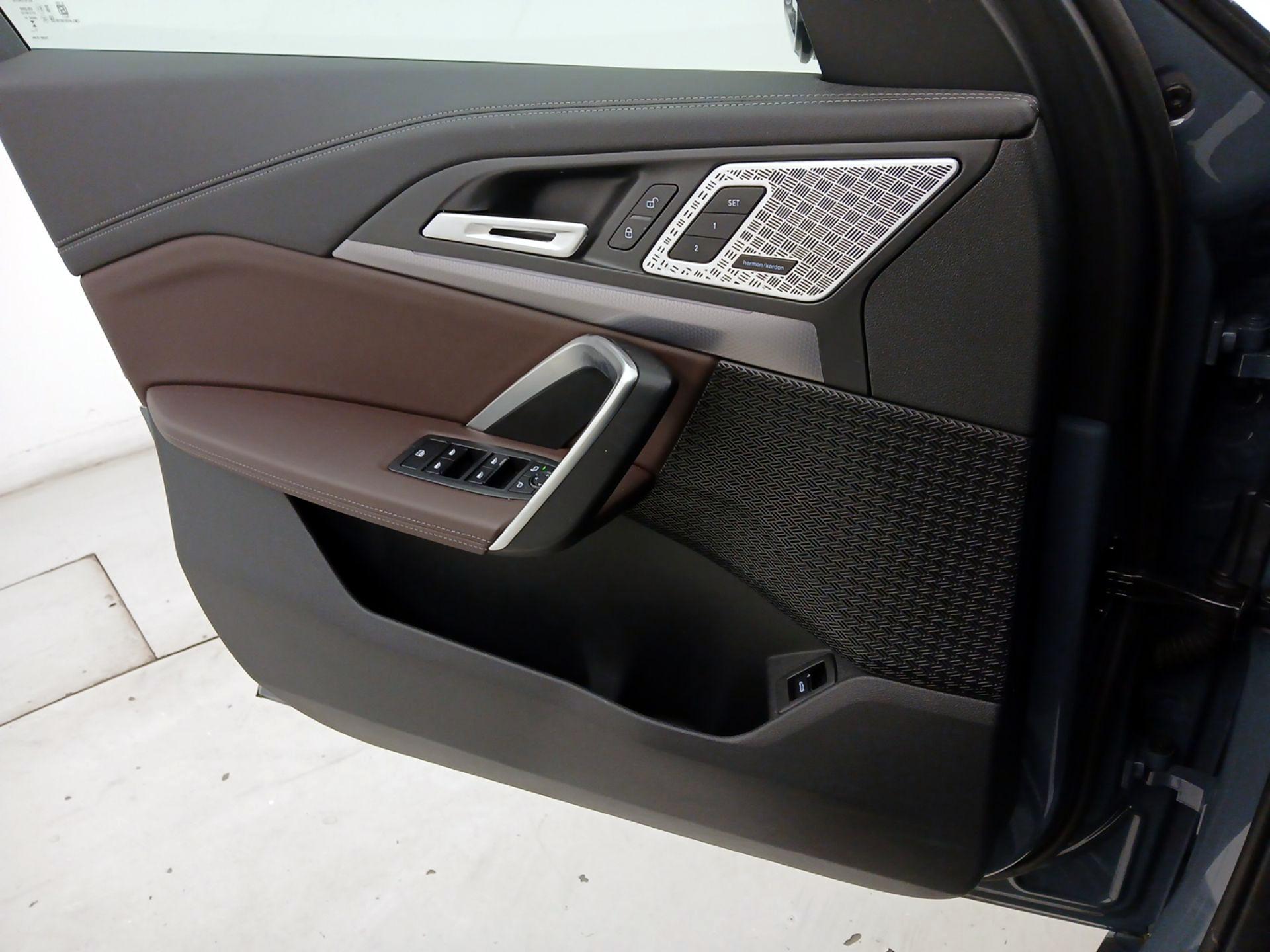 Thumbnail: 2024 BMW X1 - 12