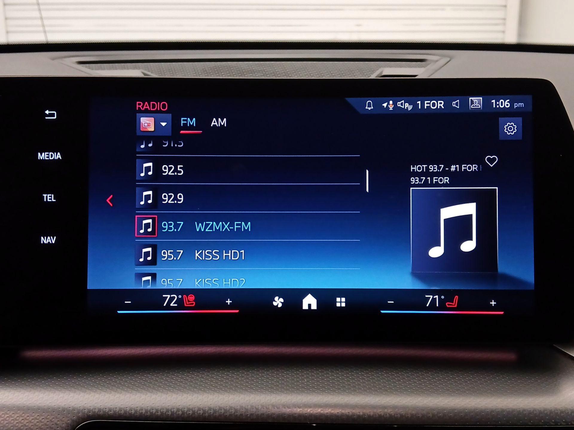 Thumbnail: 2024 BMW X1 - 15