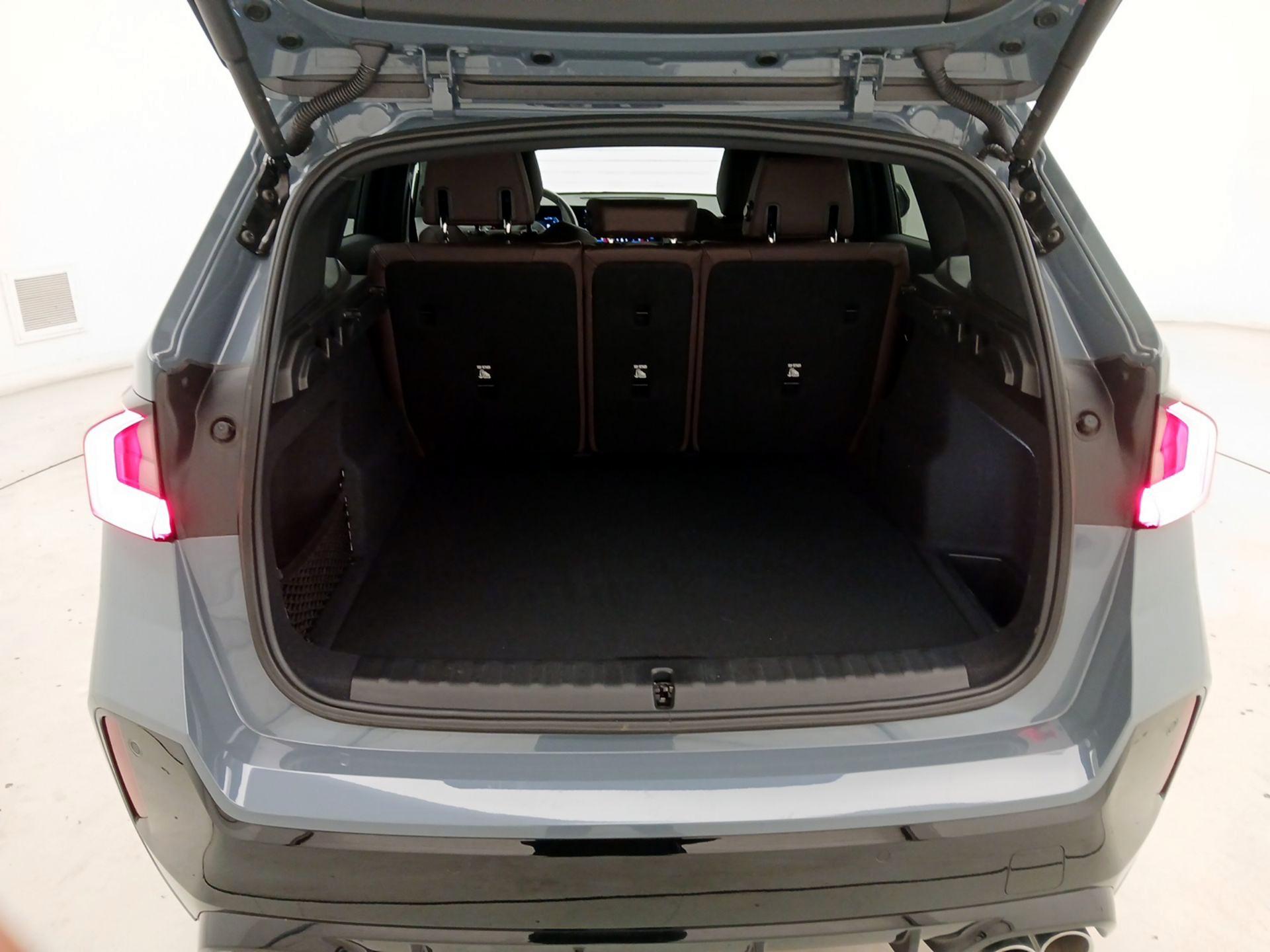 Thumbnail: 2024 BMW X1 - 20