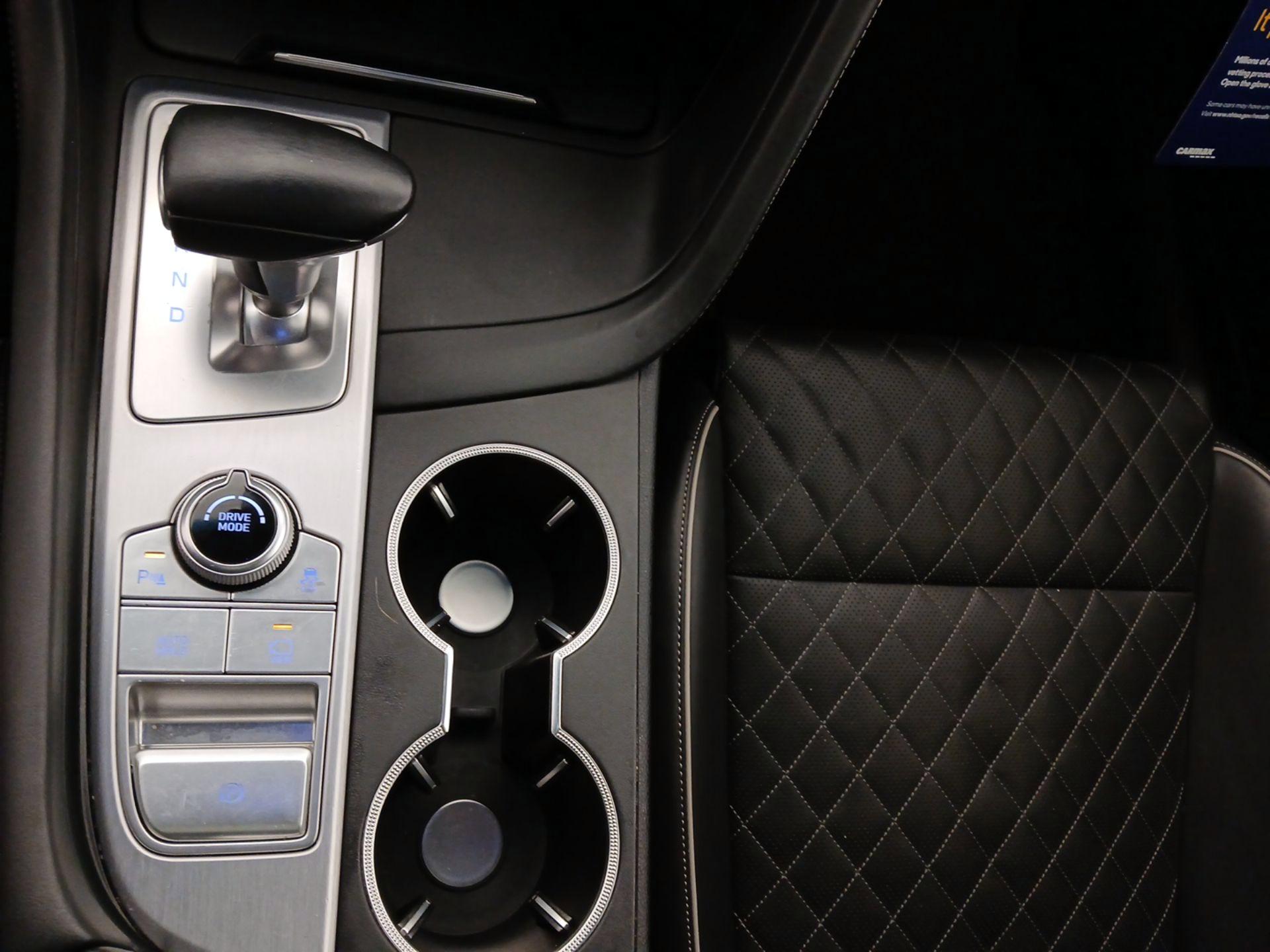 Thumbnail: 2021 Genesis G70 - 18