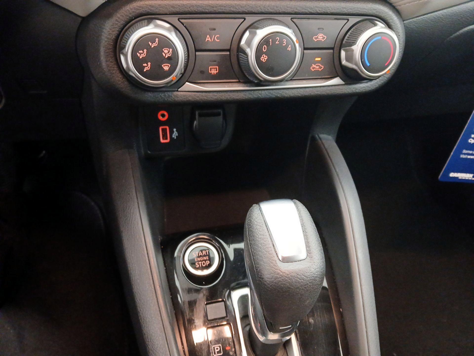 Thumbnail: 2020 Nissan Versa - 15