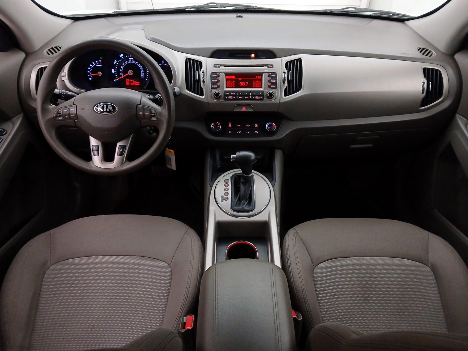 Thumbnail: 2016 Kia Sportage - 9