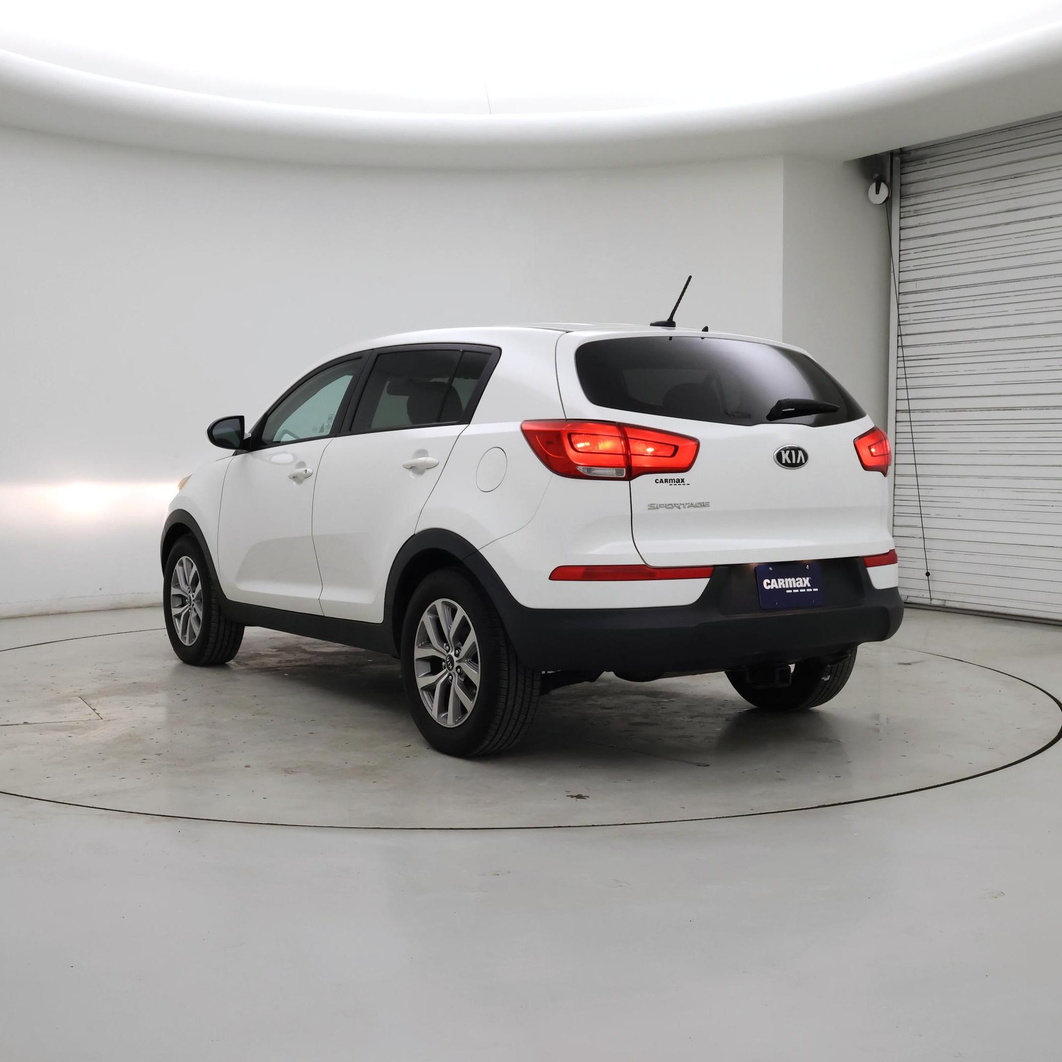 Thumbnail: 2016 Kia Sportage - 2