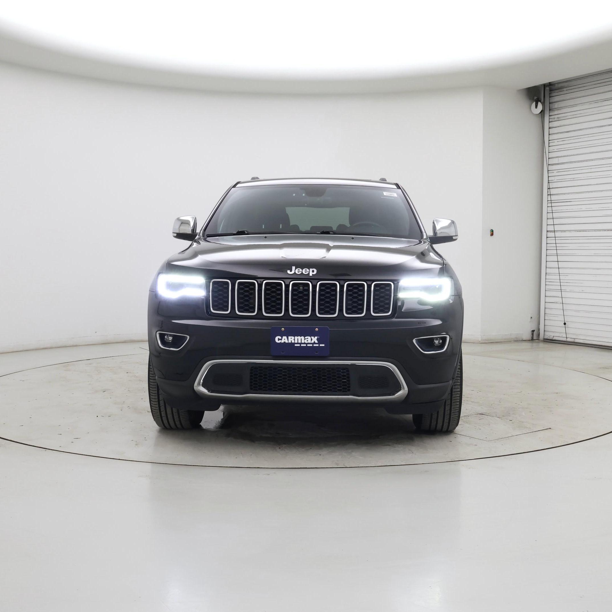 Thumbnail: 2017 Jeep Grand Cherokee - 5