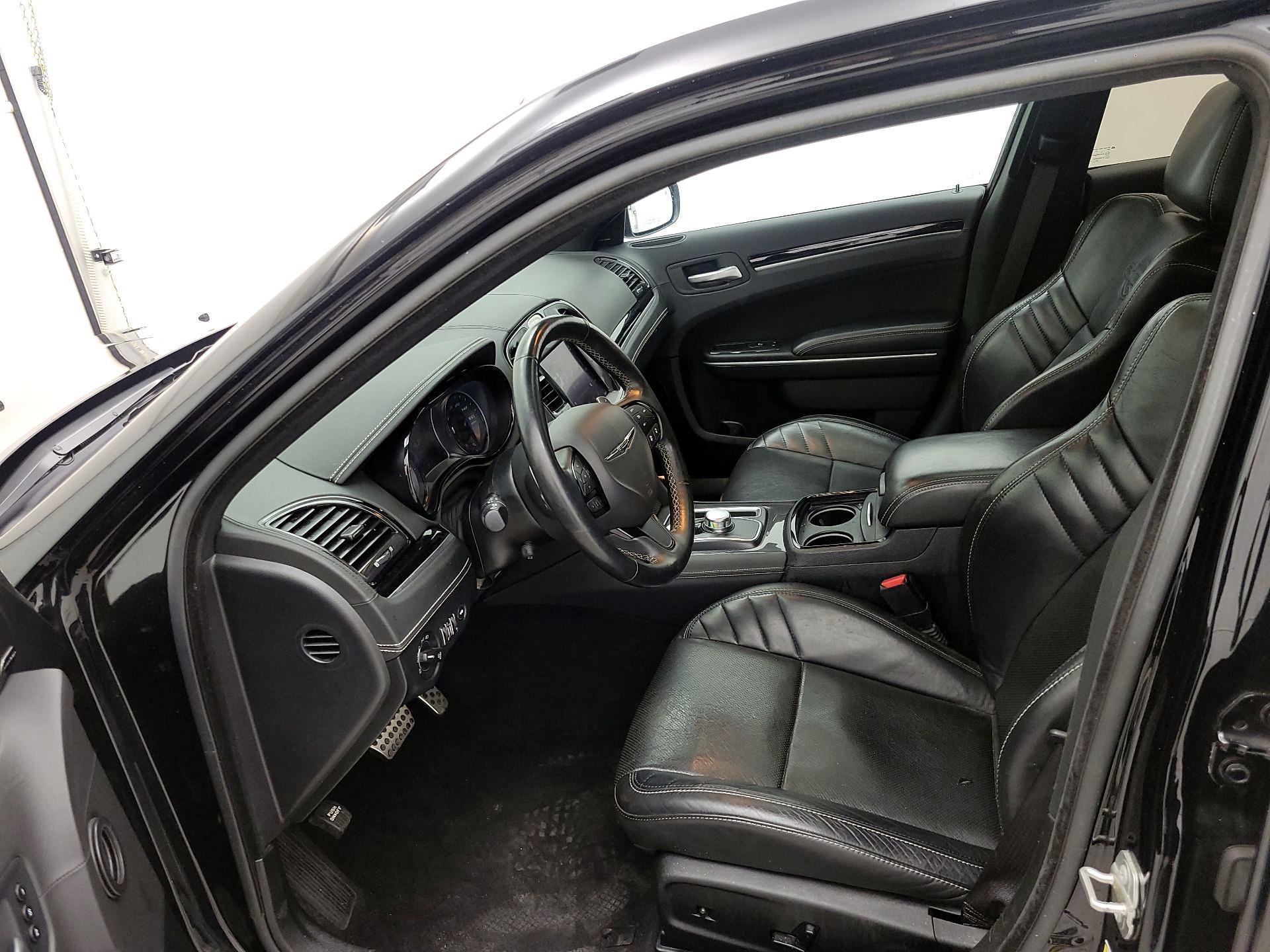 Thumbnail: 2023 Chrysler 300 - 11