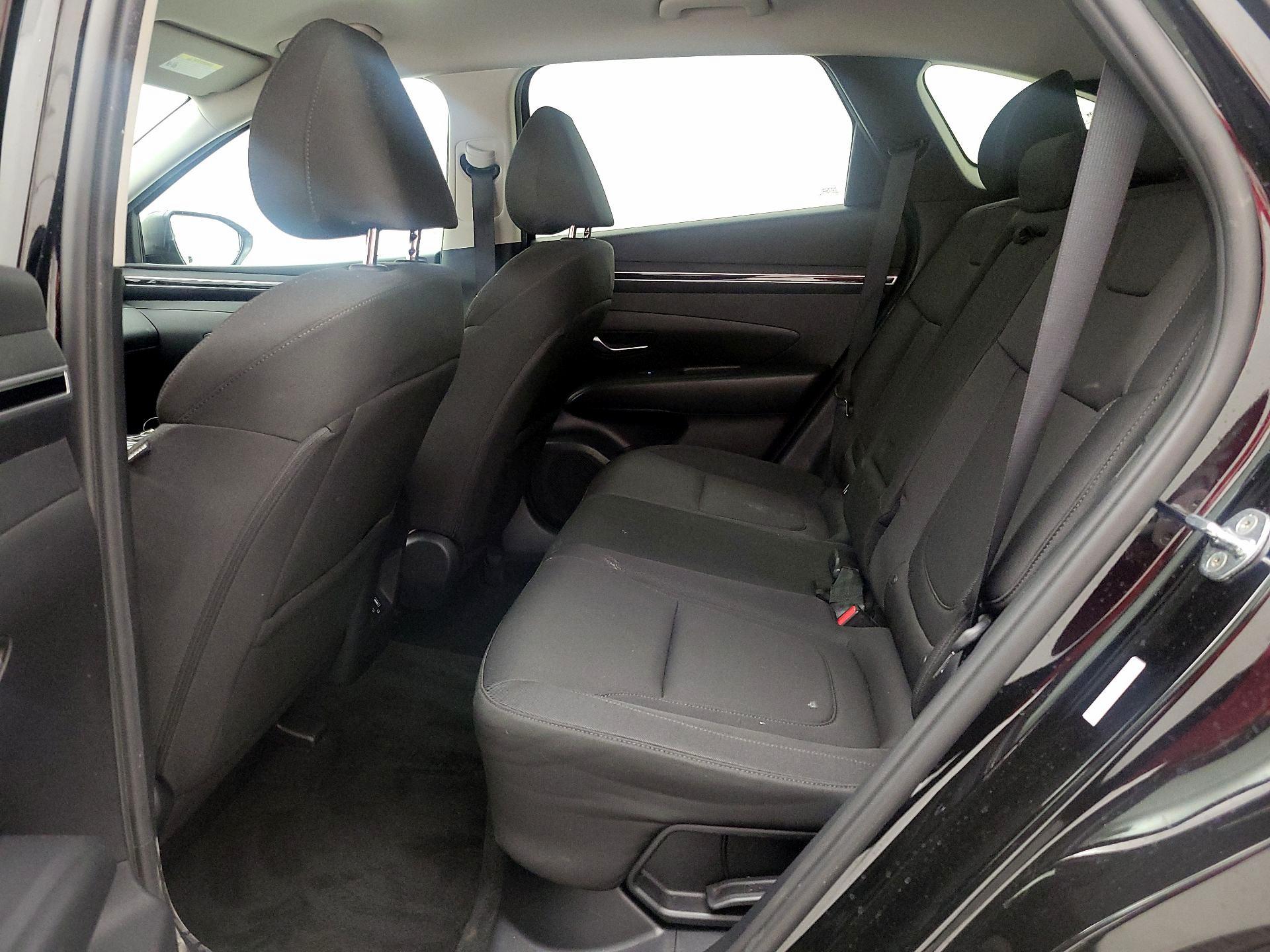 Thumbnail: 2022 Hyundai Tucson - 18