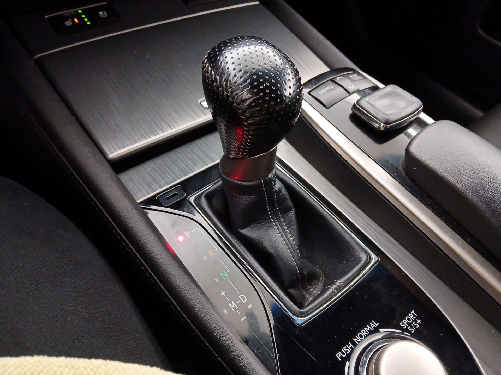 Thumbnail: 2015 Lexus GS - 18