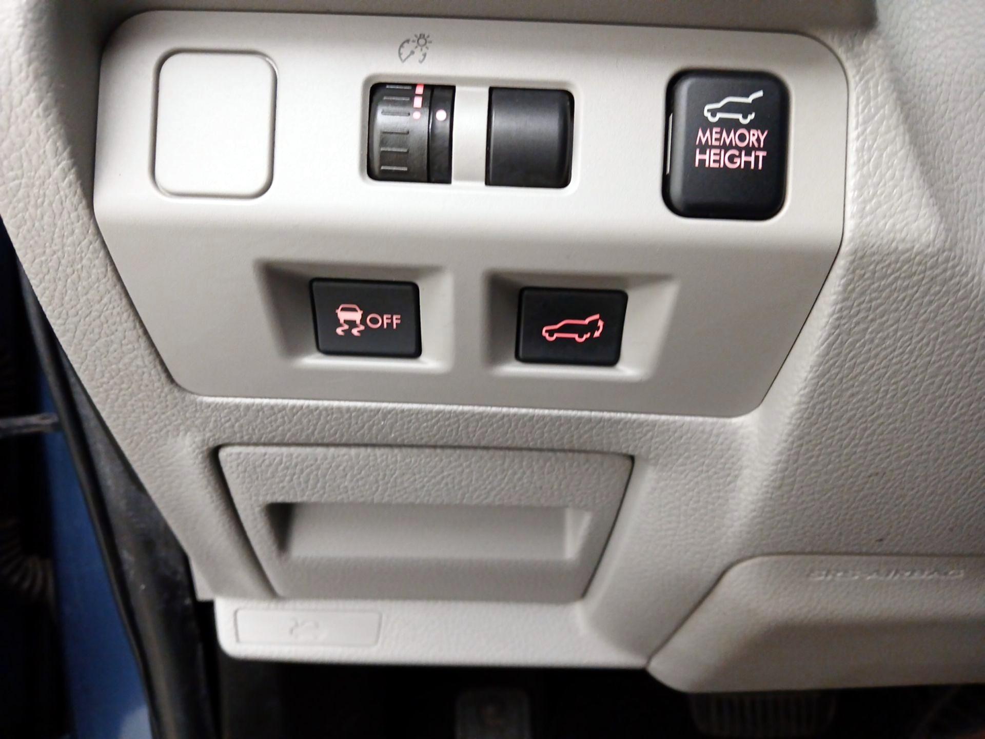 Thumbnail: 2014 Subaru Forester - 13