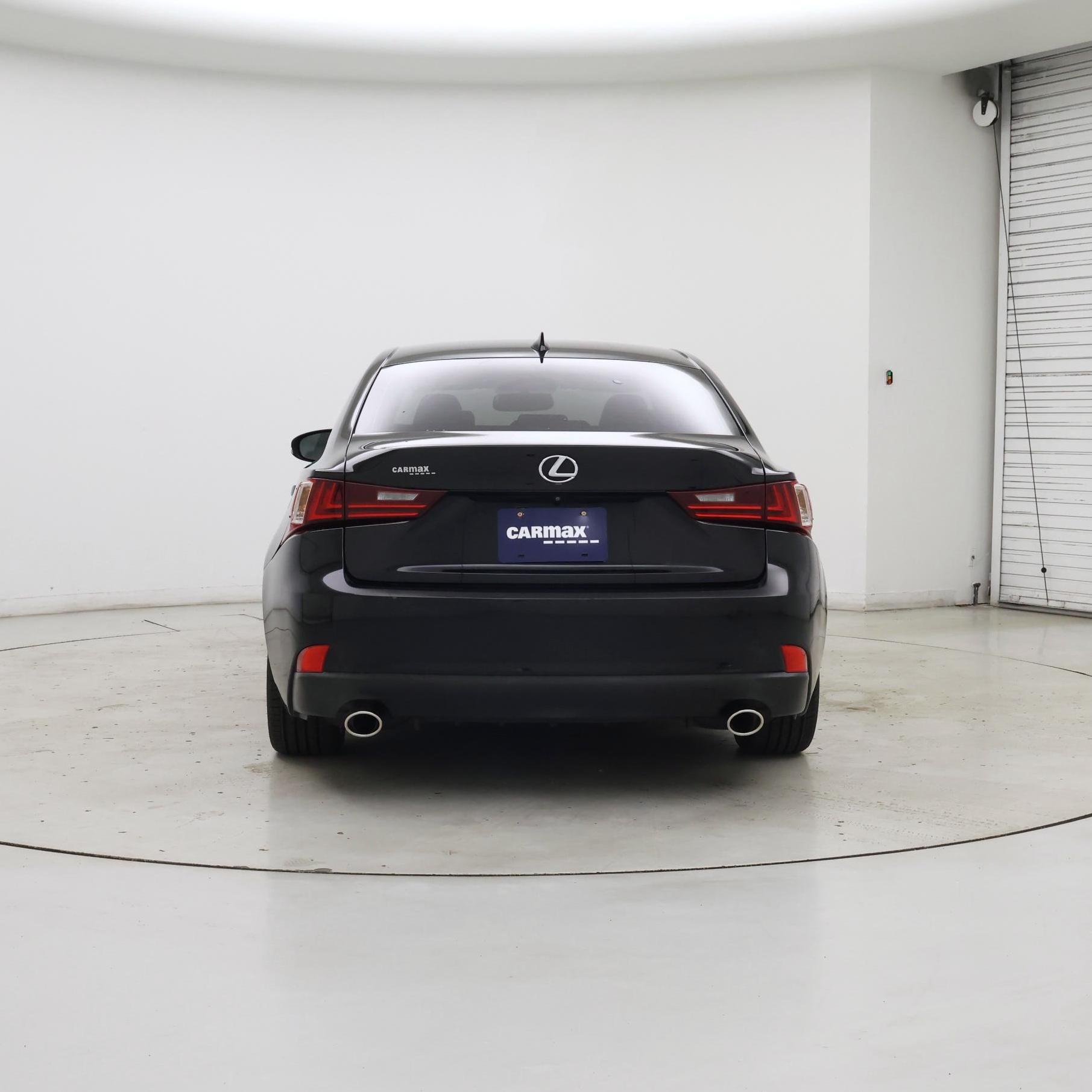 Thumbnail: 2016 Lexus IS - 6