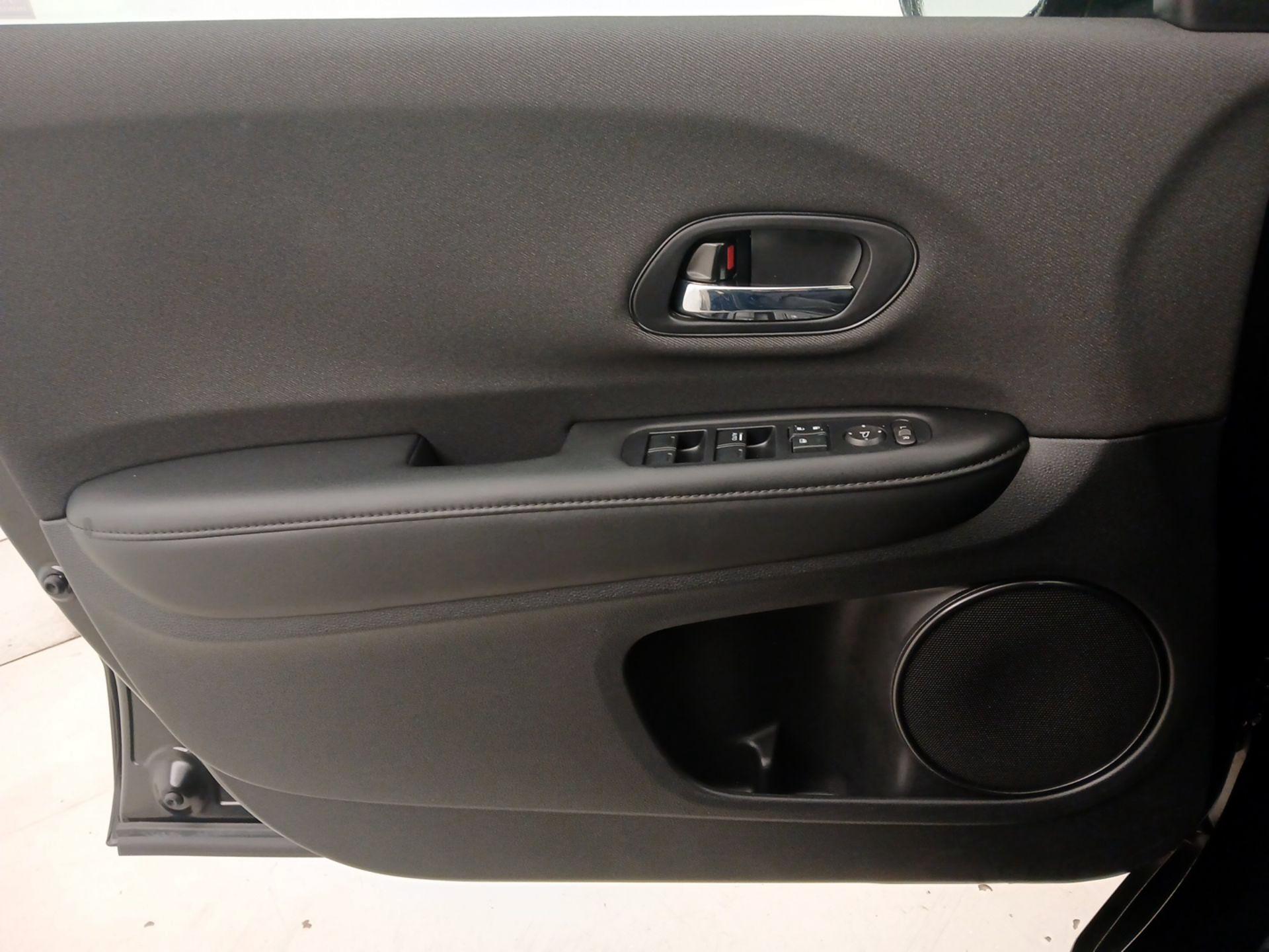 Thumbnail: 2021 Honda HR-V - 12