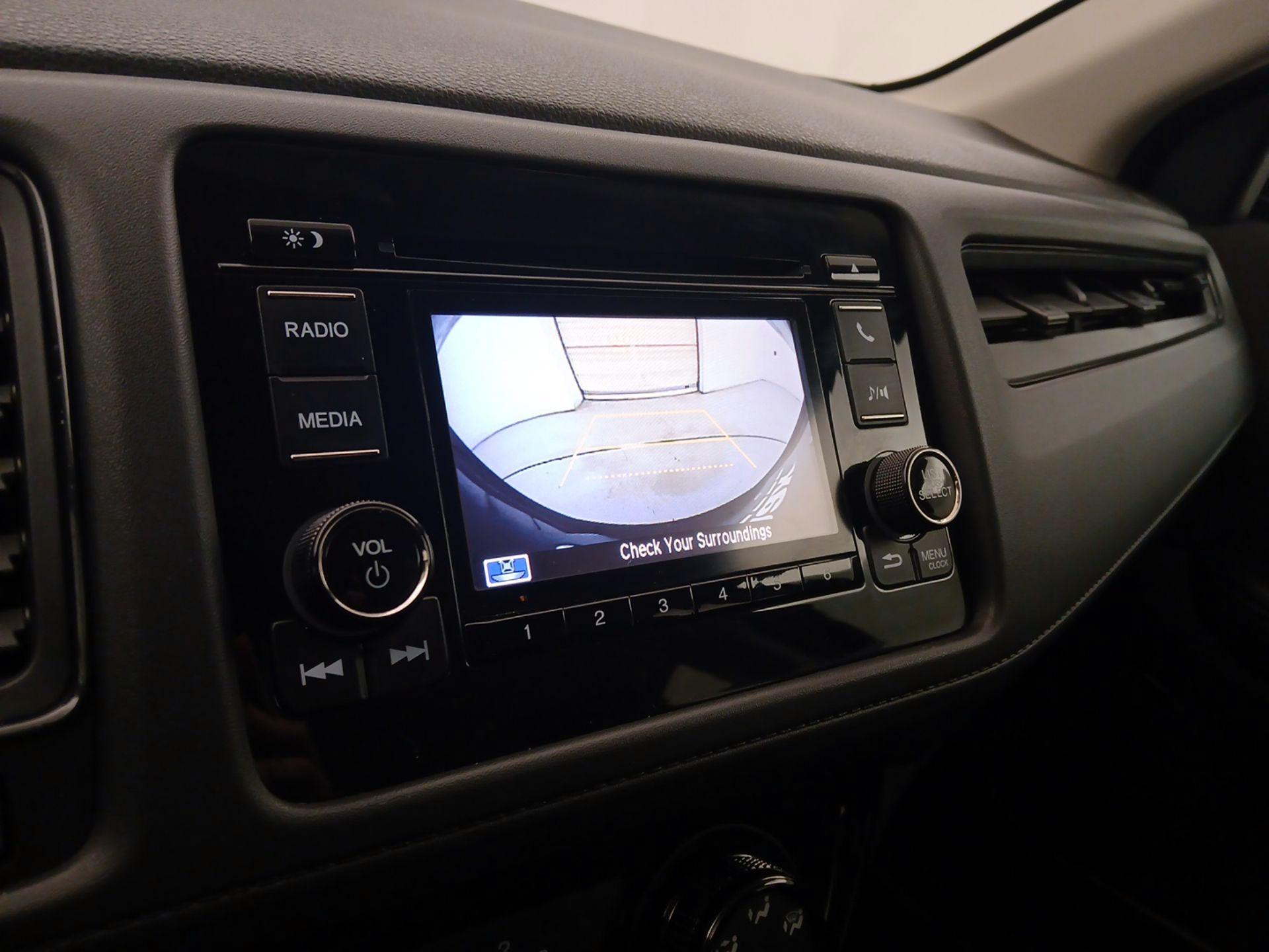 Thumbnail: 2021 Honda HR-V - 14