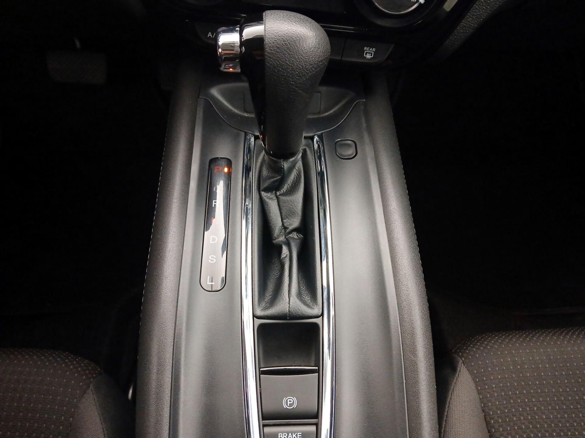 Thumbnail: 2021 Honda HR-V - 17