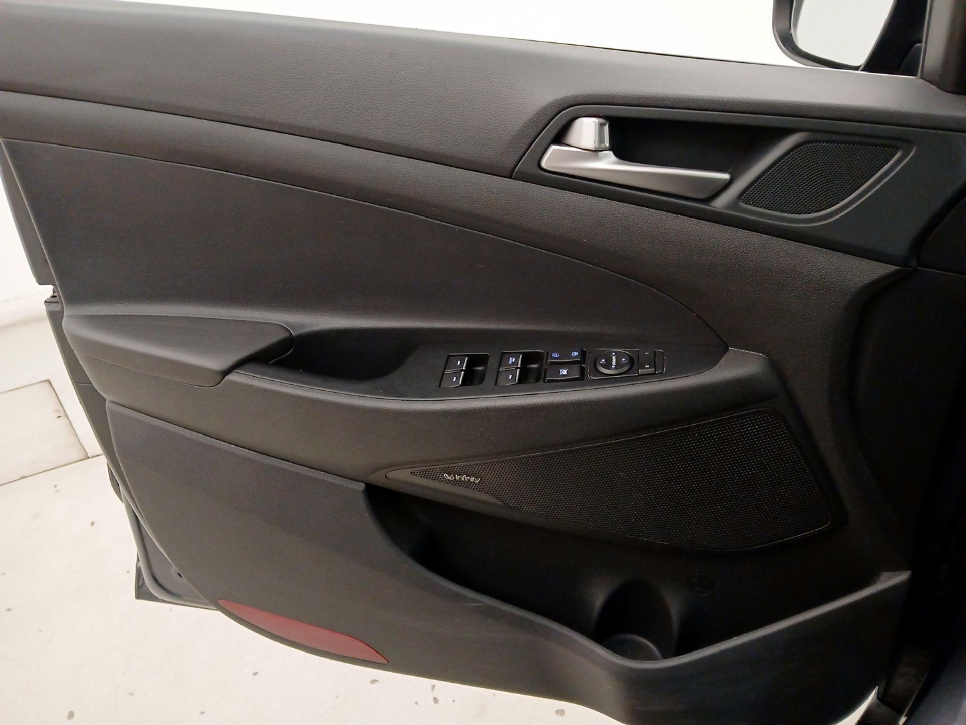 Thumbnail: 2021 Hyundai Tucson - 12