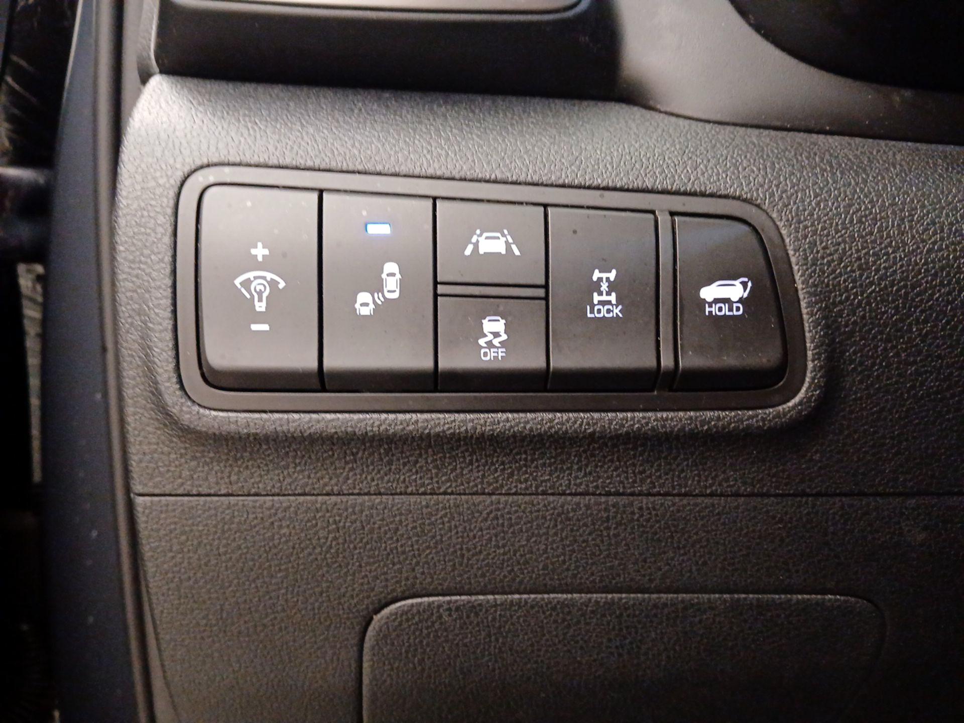 Thumbnail: 2021 Hyundai Tucson - 13