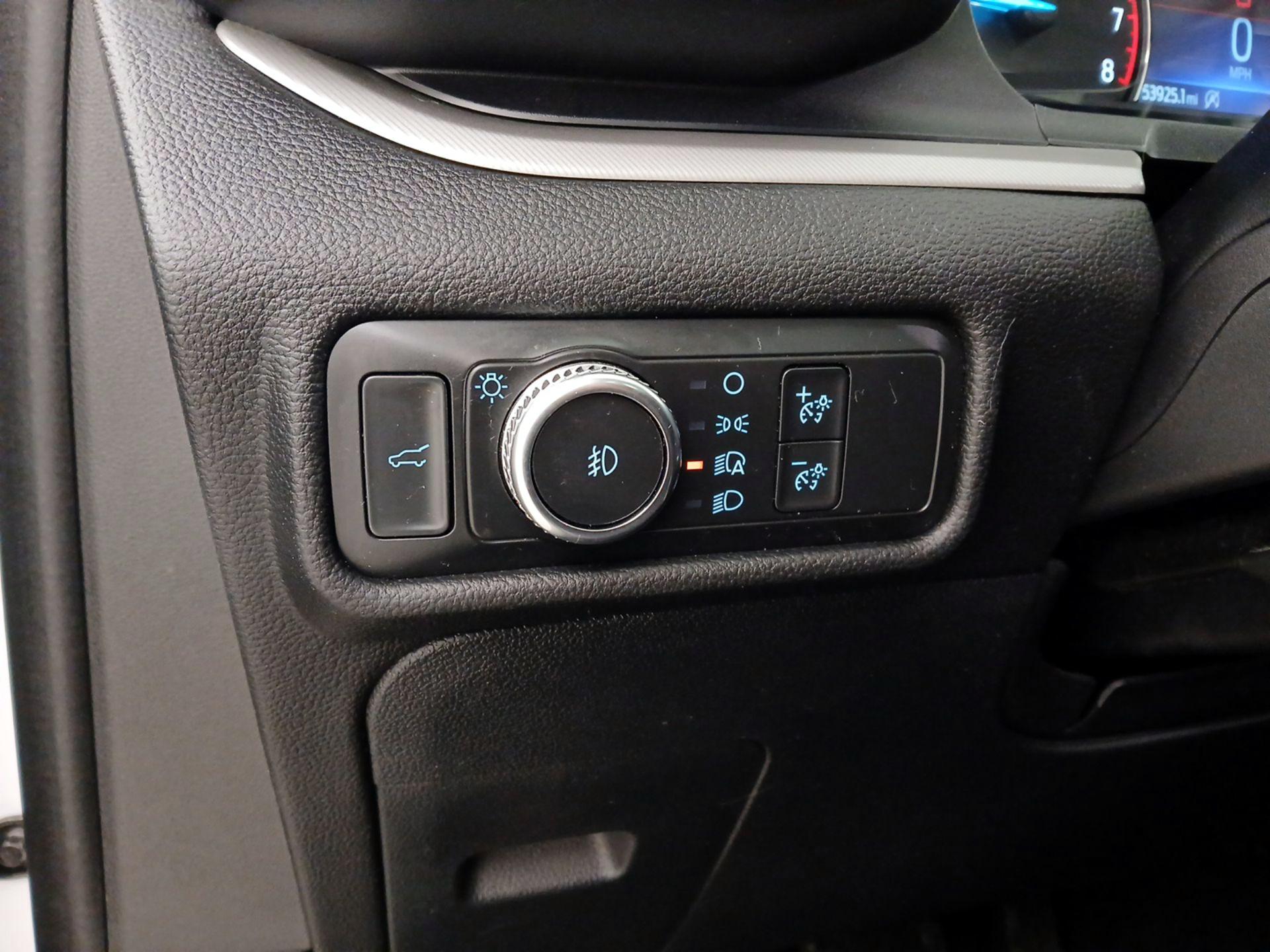 Thumbnail: 2020 Ford Explorer - 13