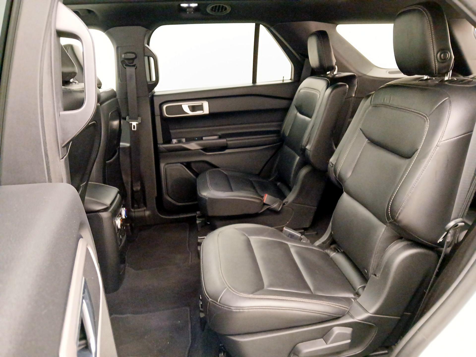 Thumbnail: 2020 Ford Explorer - 20