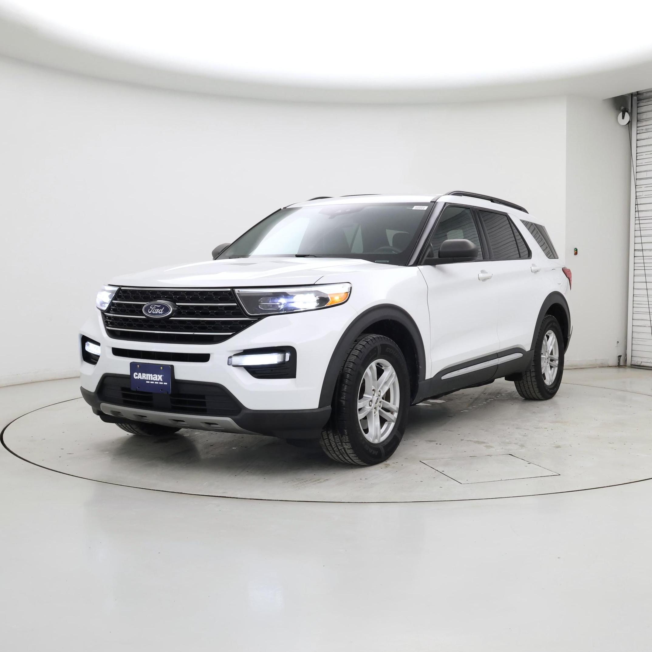 Thumbnail: 2020 Ford Explorer - 4