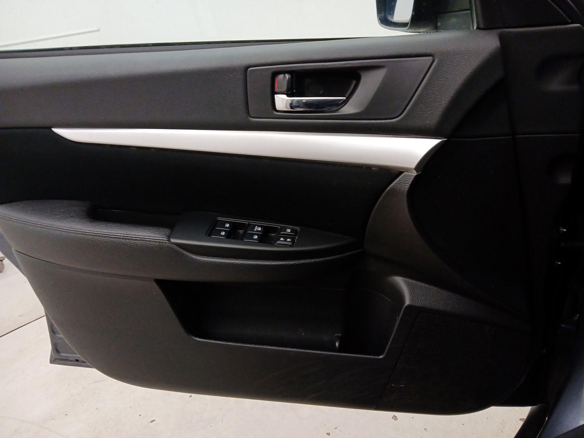 Thumbnail: 2014 Subaru Outback - 12