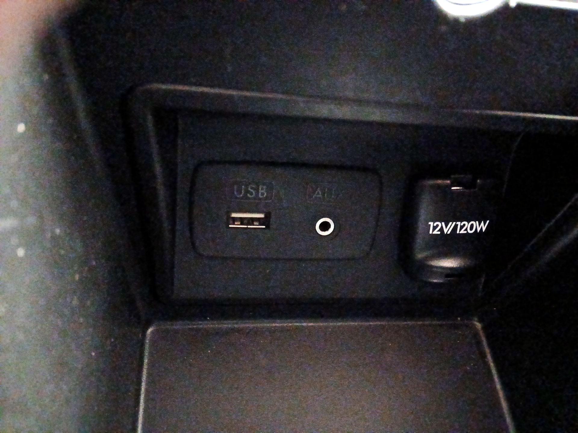 Thumbnail: 2014 Subaru Outback - 17