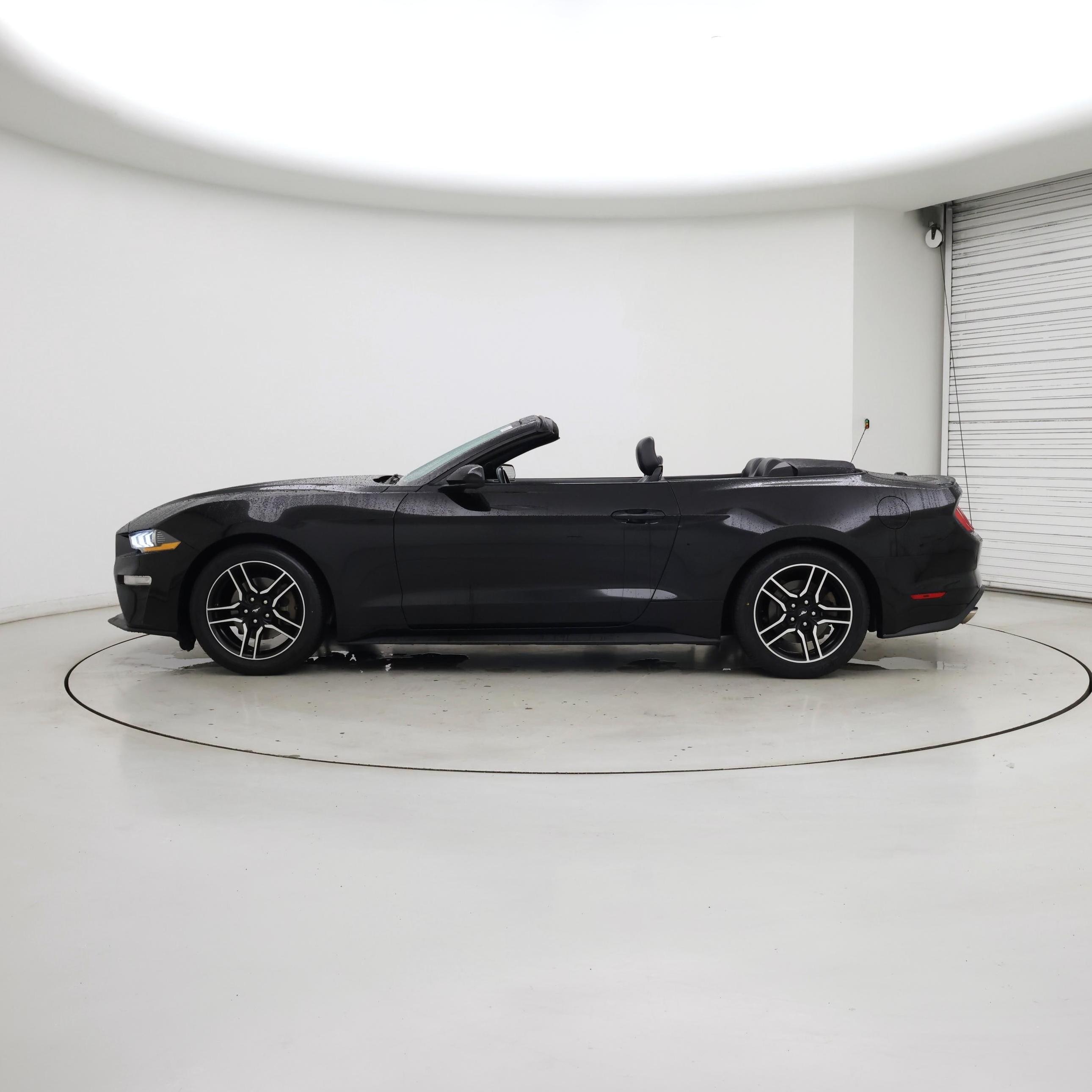 Thumbnail: 2021 Ford Mustang - 3