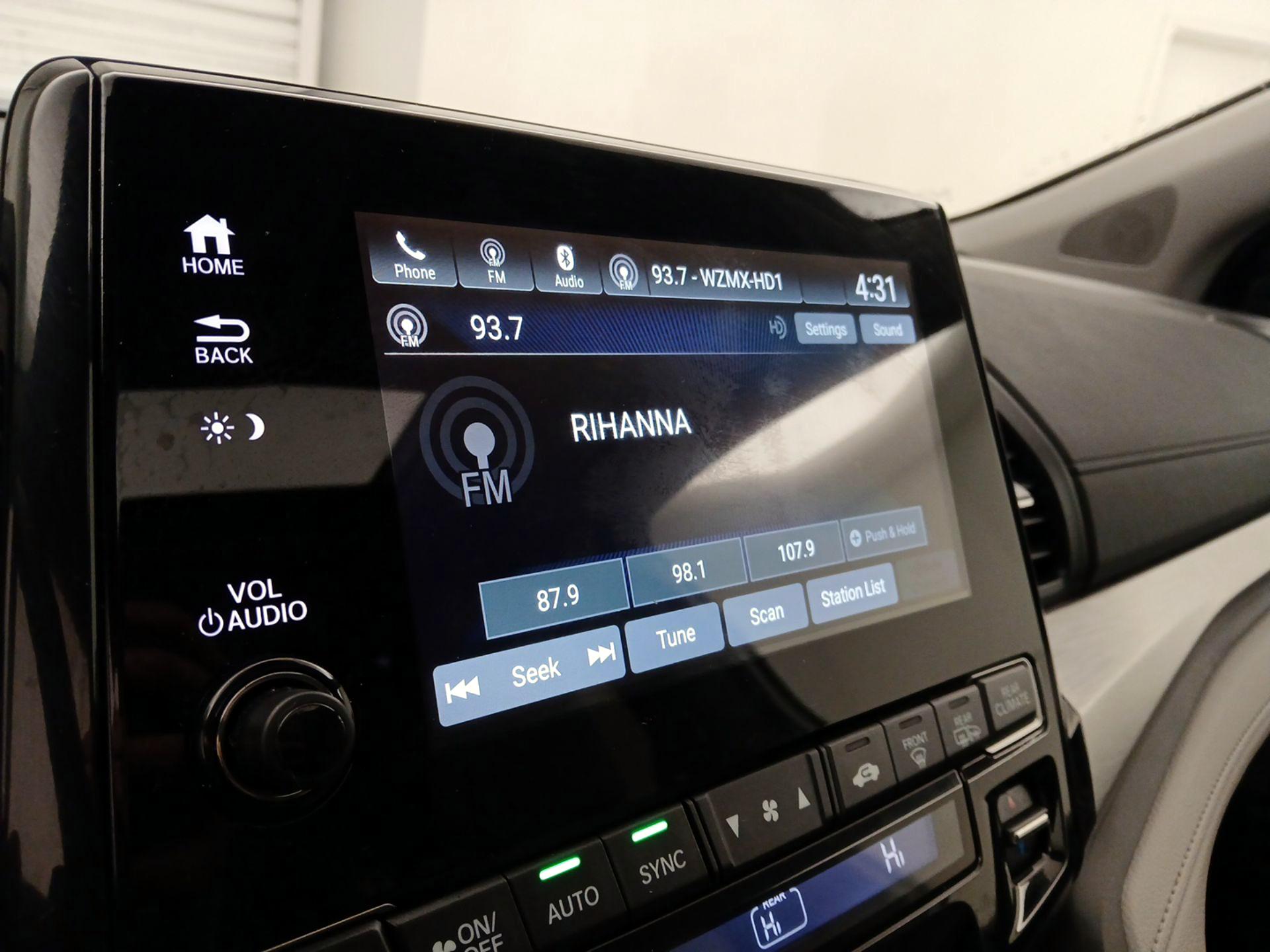 Thumbnail: 2024 Honda Odyssey - 15