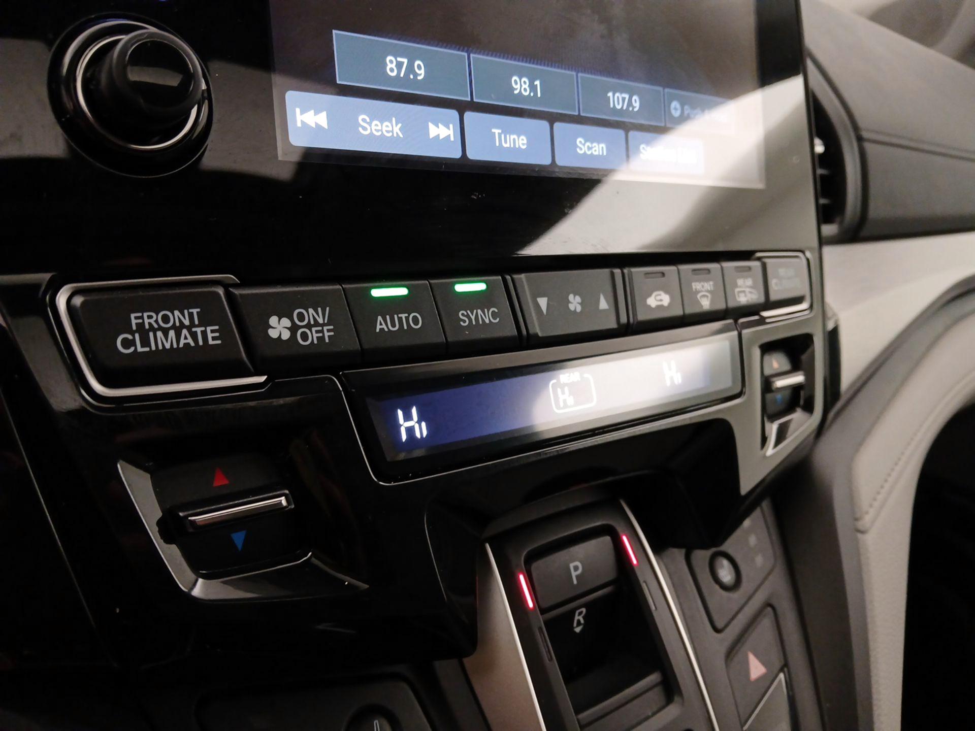 Thumbnail: 2024 Honda Odyssey - 16