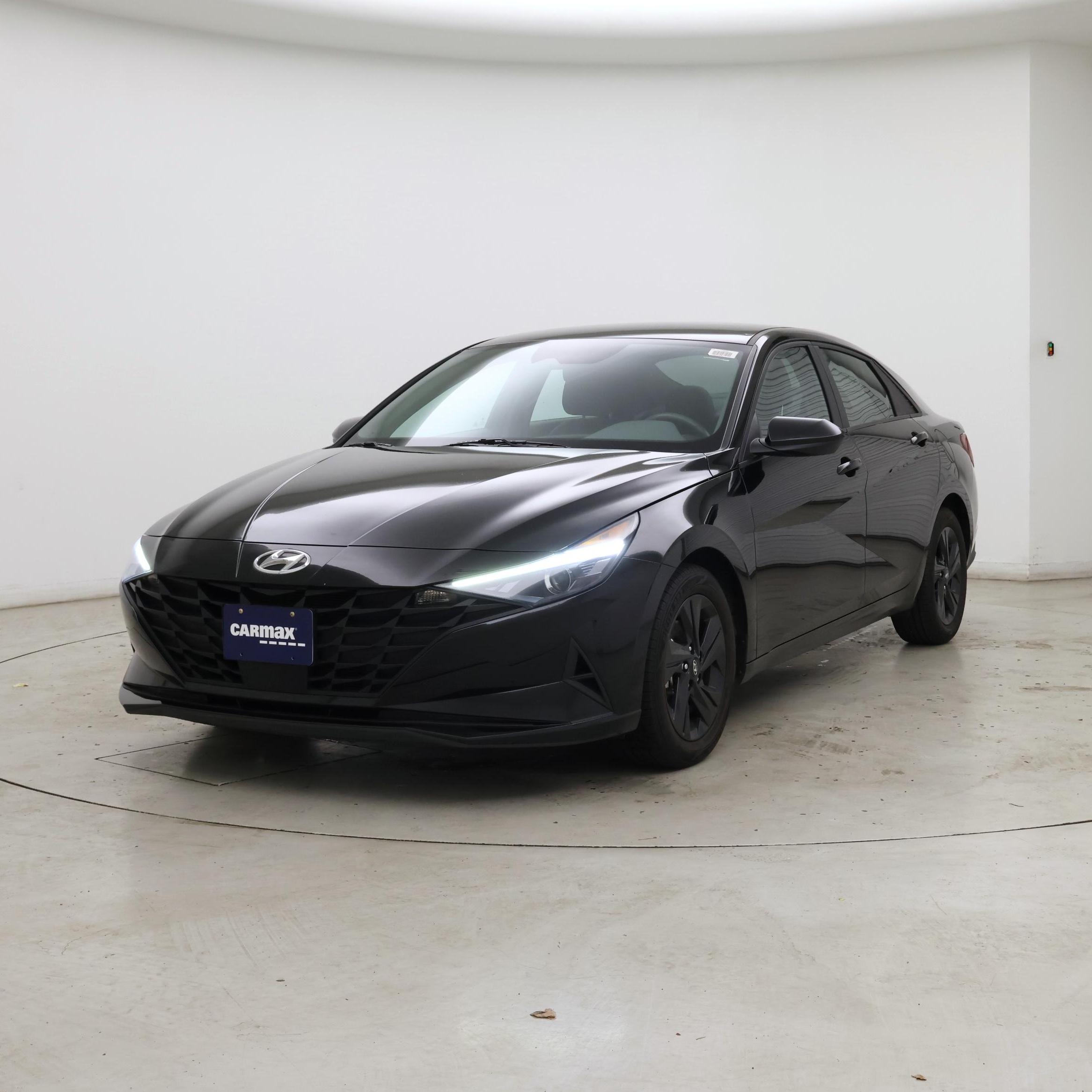 Thumbnail: 2021 Hyundai Elantra - 4