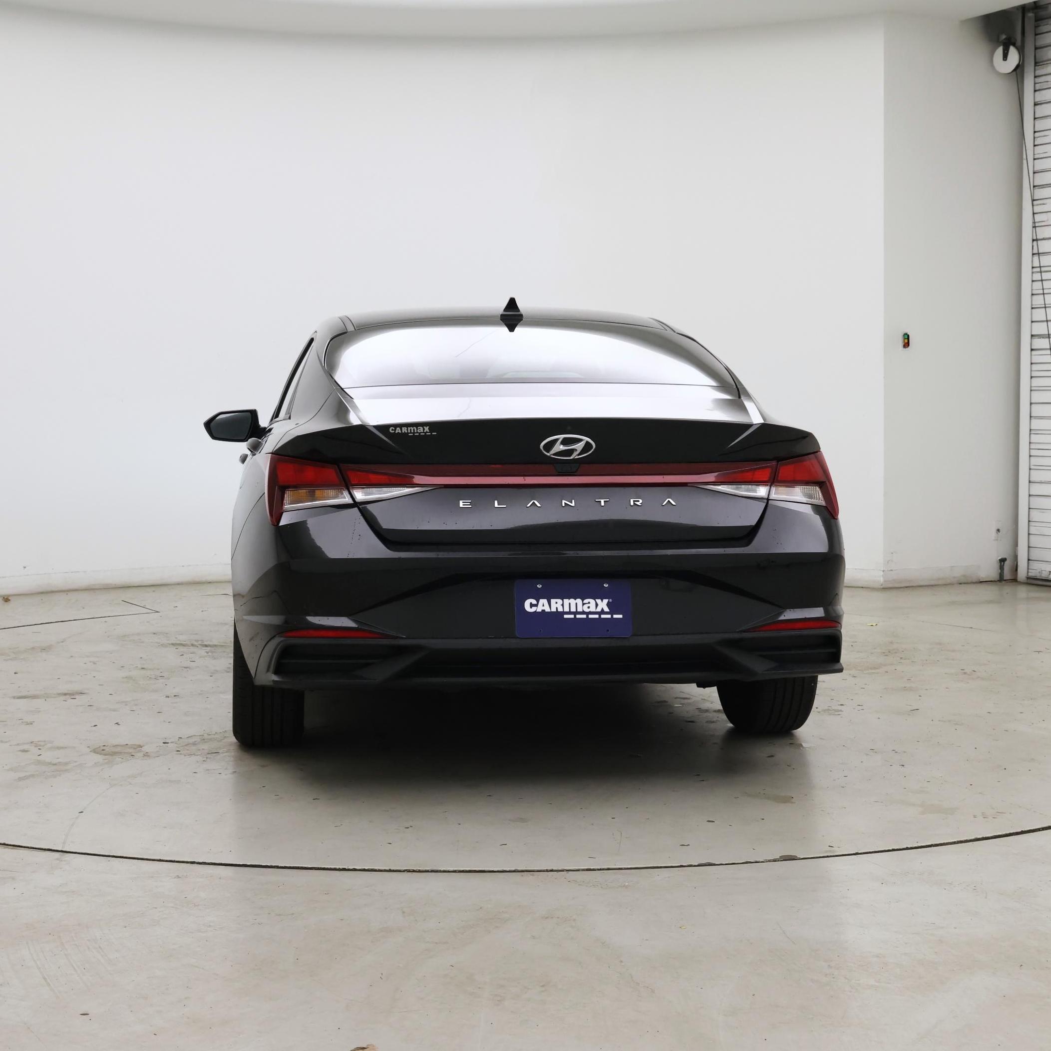 Thumbnail: 2021 Hyundai Elantra - 6