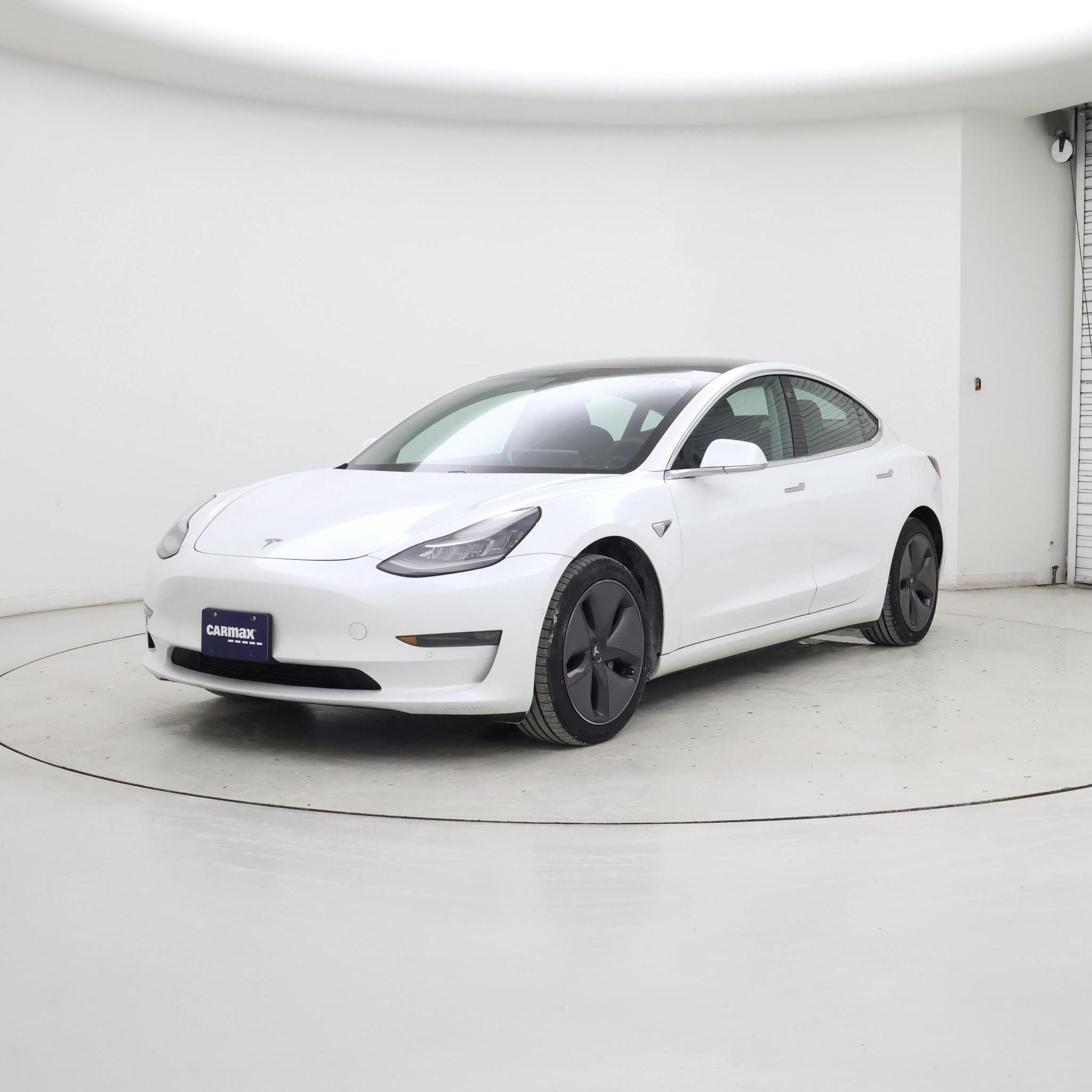 Thumbnail: 2019 Tesla Model 3 - 4