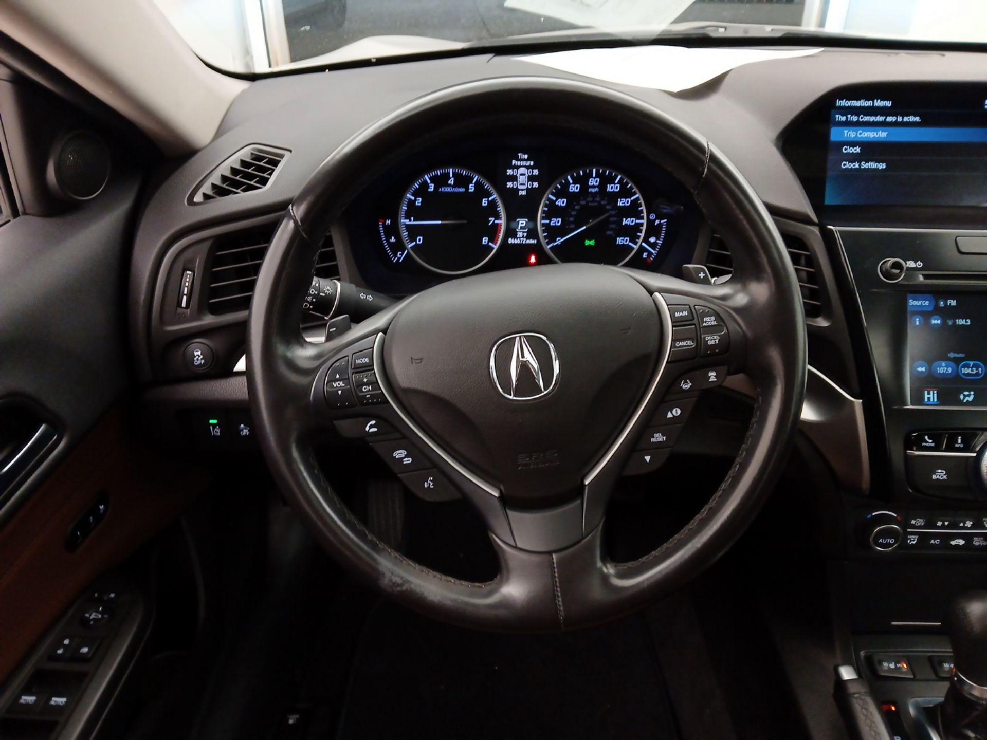 Thumbnail: 2021 Acura ILX - 10